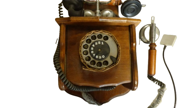 Voir photo 2 de Ancien téléphone décoratif SAWA en bois - modèle baron (non testé) Ancien téléphone décoratif SAWA en bois - modèle baron (non testé) Bon état reconditionné photo 2