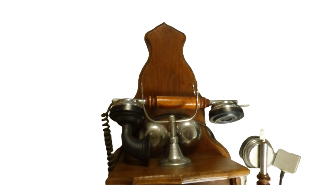 Voir photo 3 de Ancien téléphone décoratif SAWA en bois - modèle baron (non testé) Ancien téléphone décoratif SAWA en bois - modèle baron (non testé) Bon état reconditionné photo 3