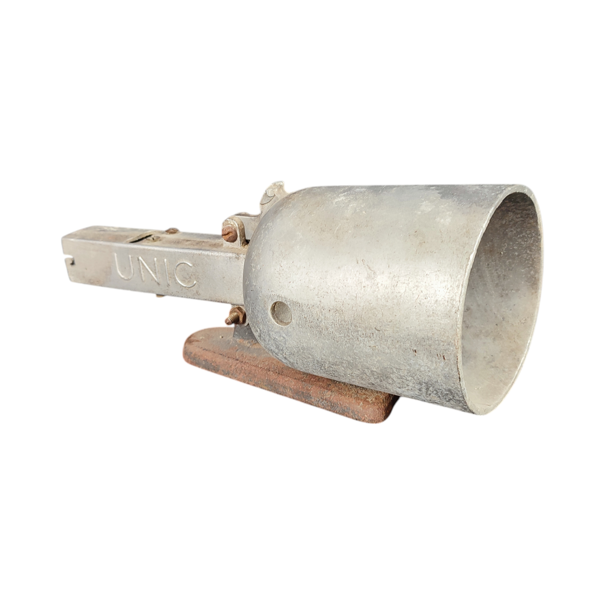 Ancienne balladeuse d'atelier - lampe en métal années 1950 État correct - 17,50 € Ancienne balladeuse d'atelier - lampe en métal années 1950 État correct reconditionné disponible sur Label Emmaüs