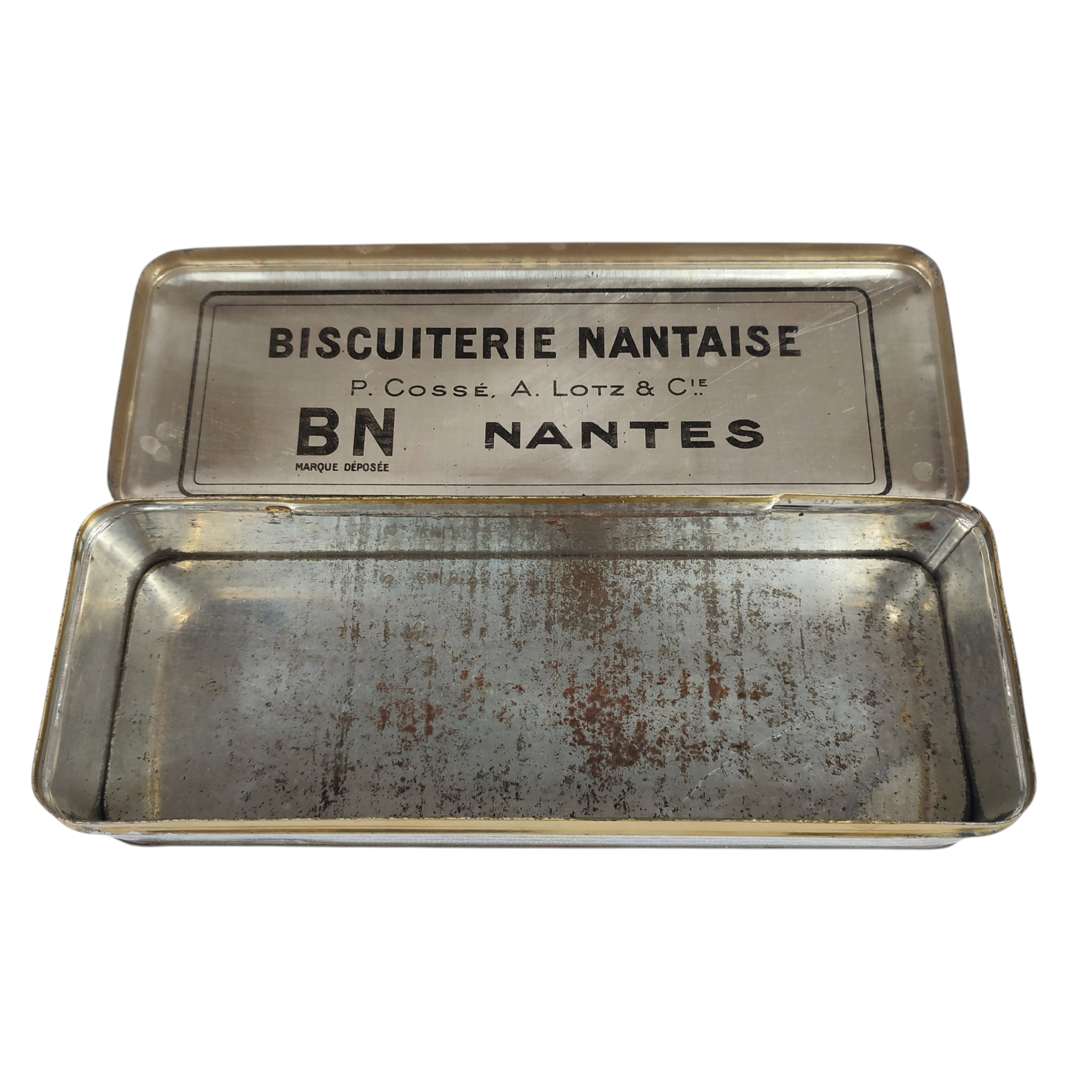 Voir photo 6 de Ancienne boîte Biscuiterie Nantaise (BN) Ancienne boîte Biscuiterie Nantaise (BN) reconditionné photo 6