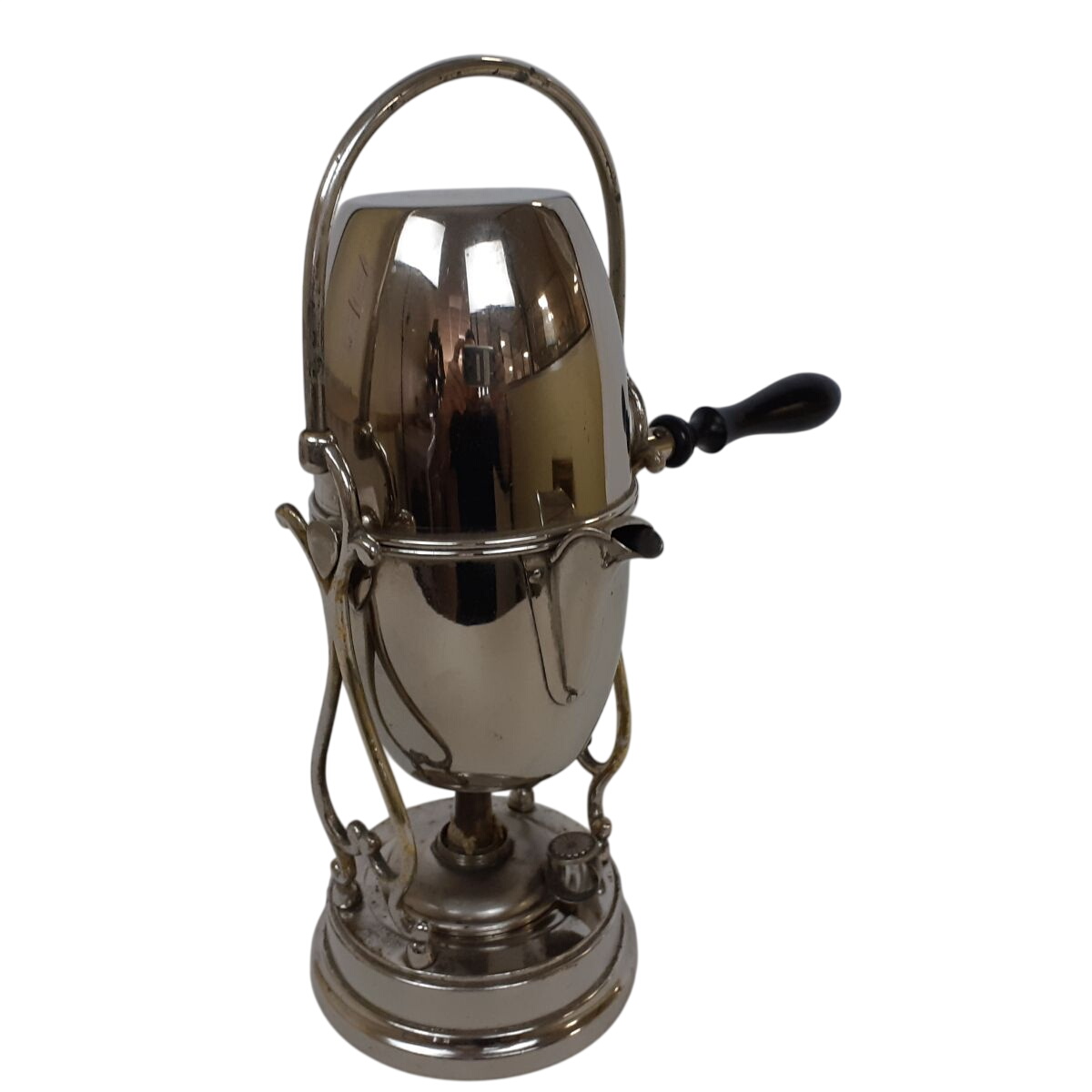 Acheter Ancienne cafetière à bascule - art déco années 20 - estampille LC - Bruleur à alcool. Très bon état - 45,00 € Ancienne cafetière à bascule - art déco années 20 - estampille LC - Bruleur à alcool. Très bon état reconditionné disponible sur Label Emmaüs