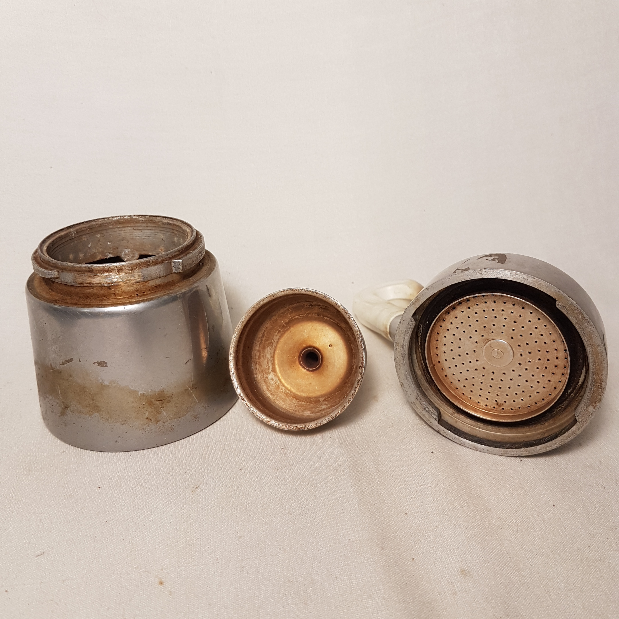 Voir photo 2 de Ancienne cafetière italienne expresso 1 tasse avec traces Ancienne cafetière italienne expresso 1 tasse avec traces État correct reconditionné photo 2