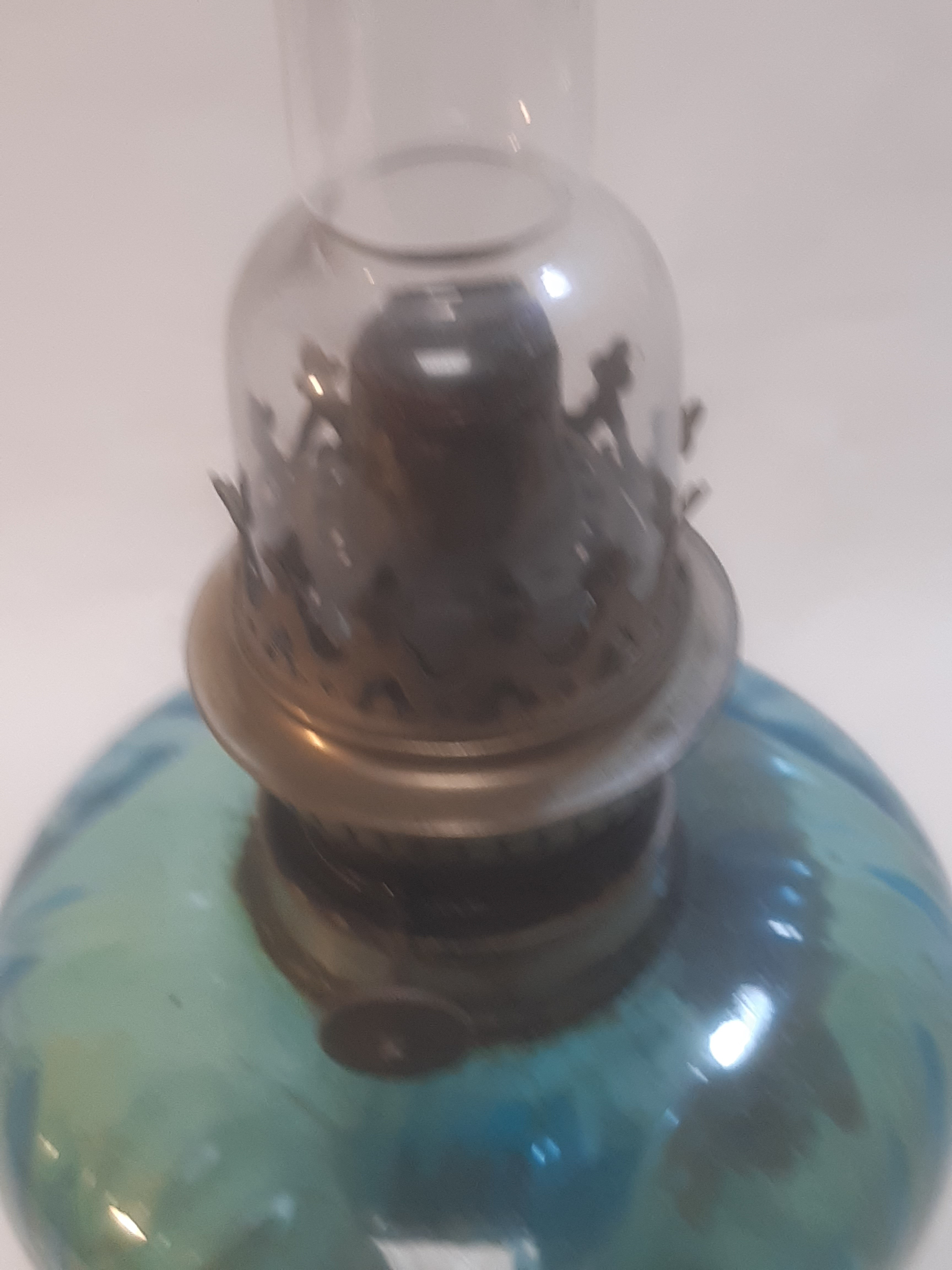 Voir photo 3 de Ancienne lampe à pétrole Ancienne lampe à pétrole Bon état reconditionné photo 3
