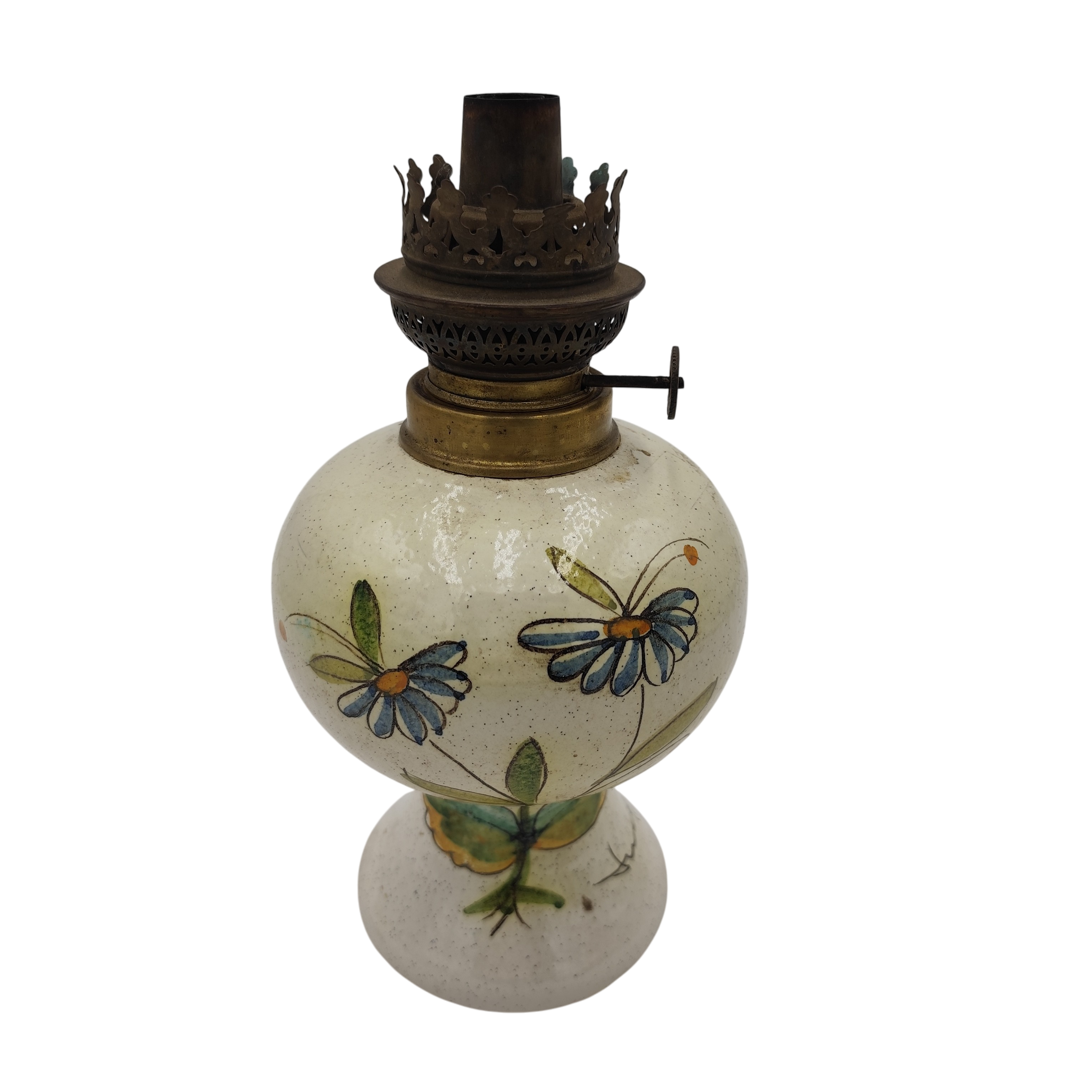 Acheter Ancienne lampe à pétrole Bon état - 12,00 € Ancienne lampe à pétrole Bon état reconditionné disponible sur Label Emmaüs