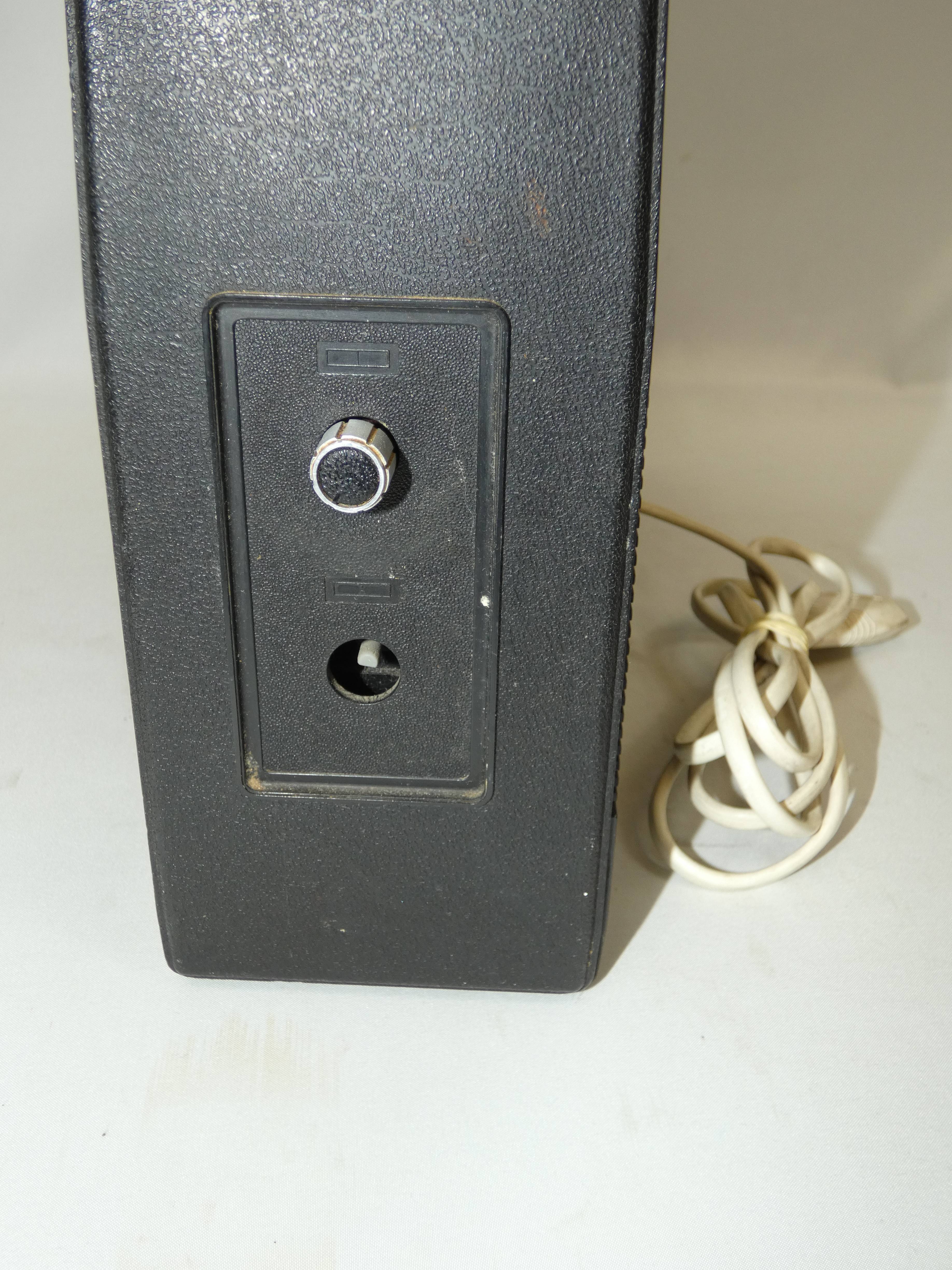 Voir photo 6 de Ancienne radio cassette PHILIPS RR 522 Ancienne radio cassette PHILIPS RR 522 Bon état reconditionné photo 6