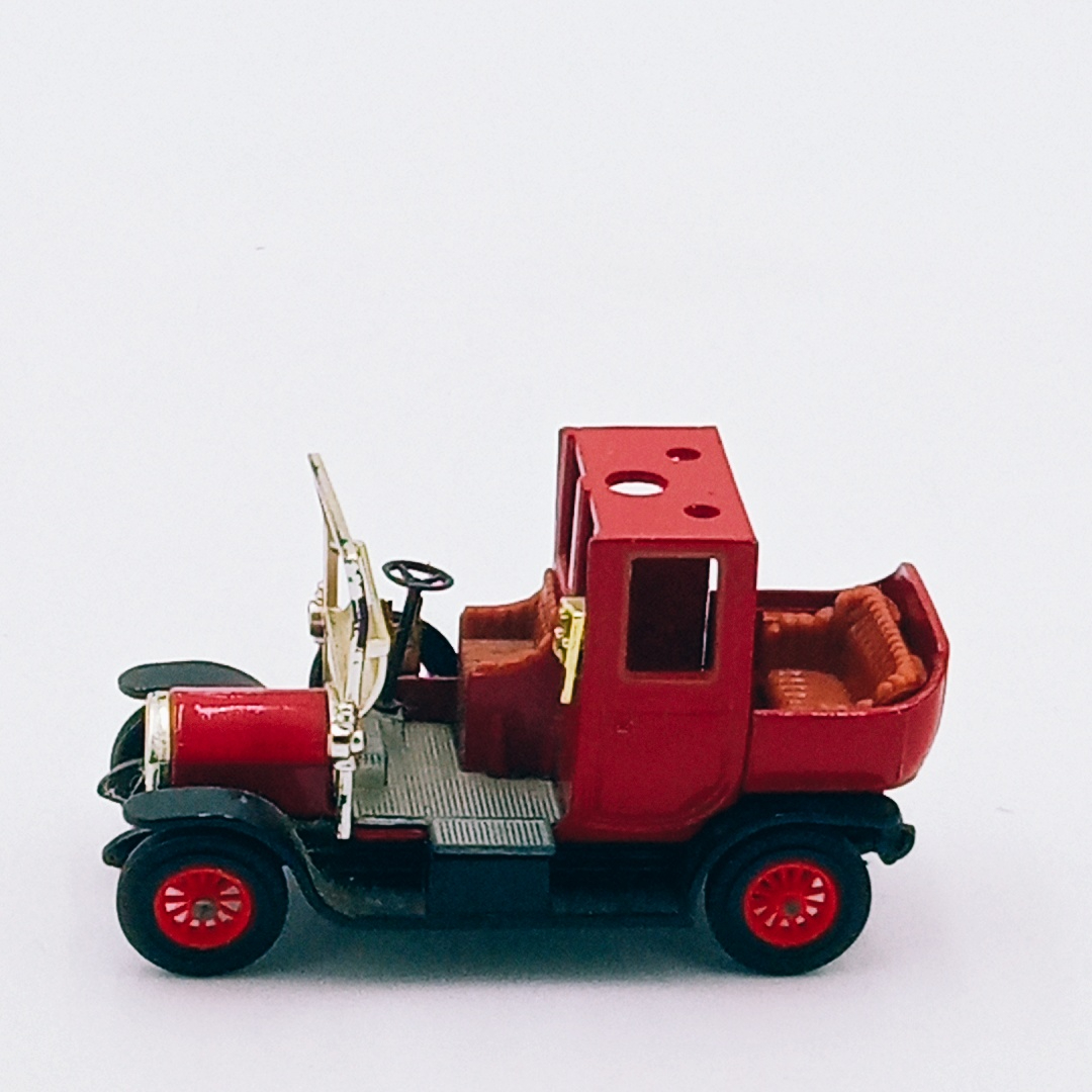 Voir photo 4 de Ancienne voiture miniature, "1907 Unic Taxi" - Matchbox Ancienne voiture miniature, "1907 Unic Taxi" - Matchbox Bon état reconditionné photo 4