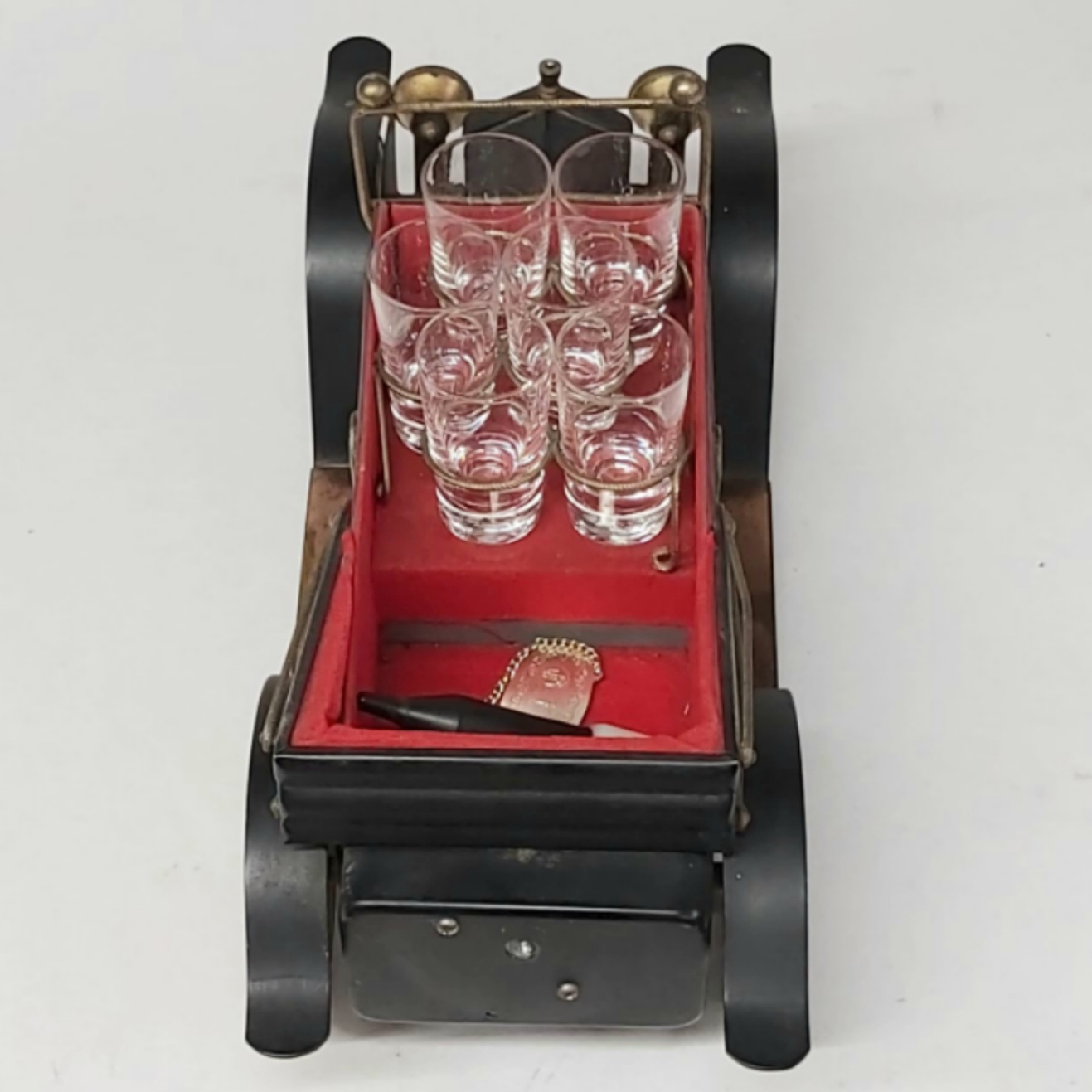Voir photo 2 de Ancienne voiture -service à liqueur musicale Ancienne voiture -service à liqueur musicale Bon état reconditionné photo 2