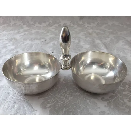 Anciennes Coupelles Jumelles Serviteur Rince-Doigts Salerons Bronze Argenté Bon état reconditionné disponible sur Rakuten