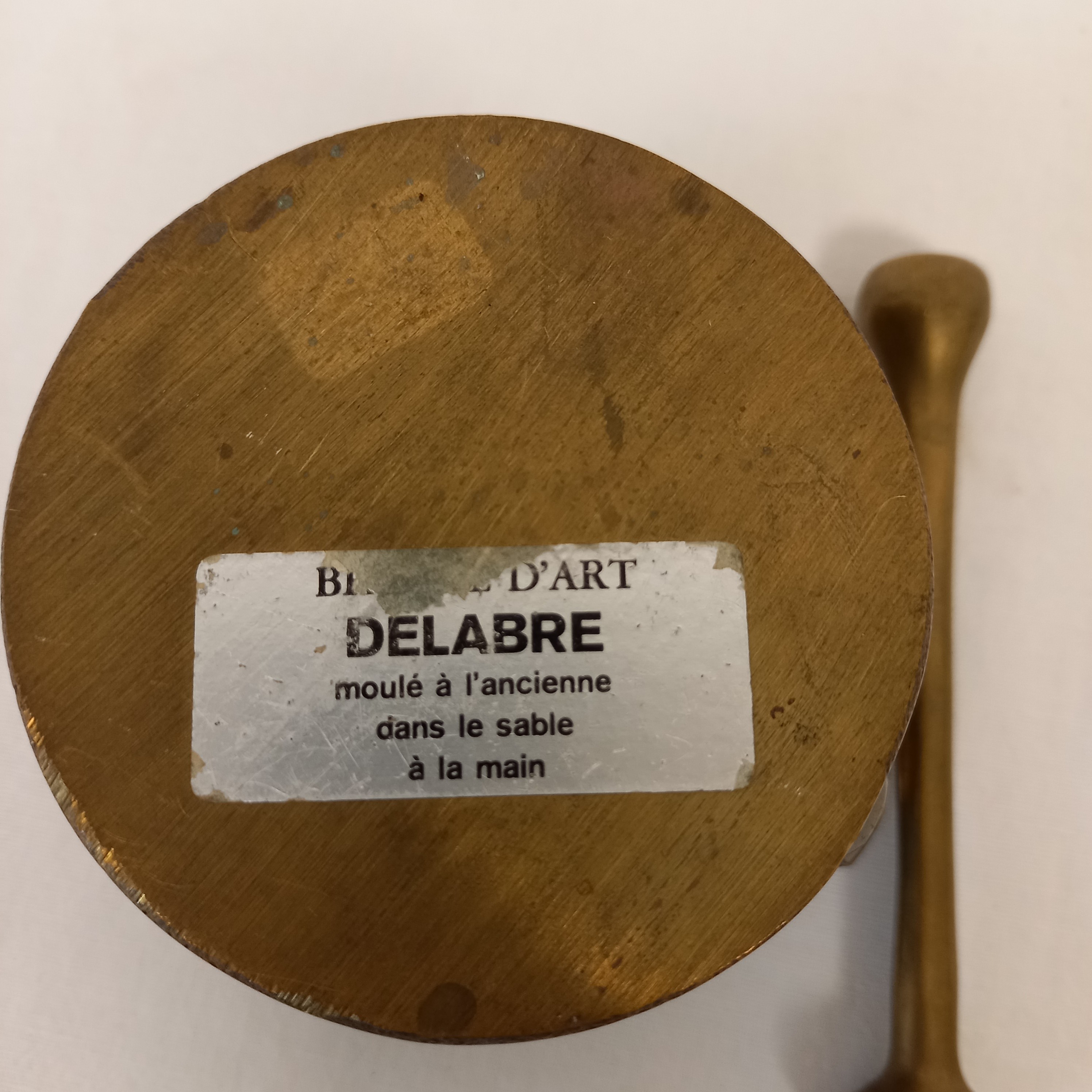 Voir photo 13 de Anciens Mortière et pilon bronze d art marque DELABRE Anciens Mortière et pilon bronze d art marque DELABRE Bon état reconditionné photo 13