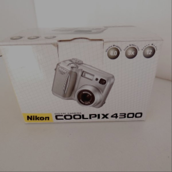 Voir photo 4 de Appareil numérique compact Nikon Coolpix 4300 | Dero Appareil numérique compact Nikon Coolpix 4300 Très bon état reconditionné photo 4 | Dero