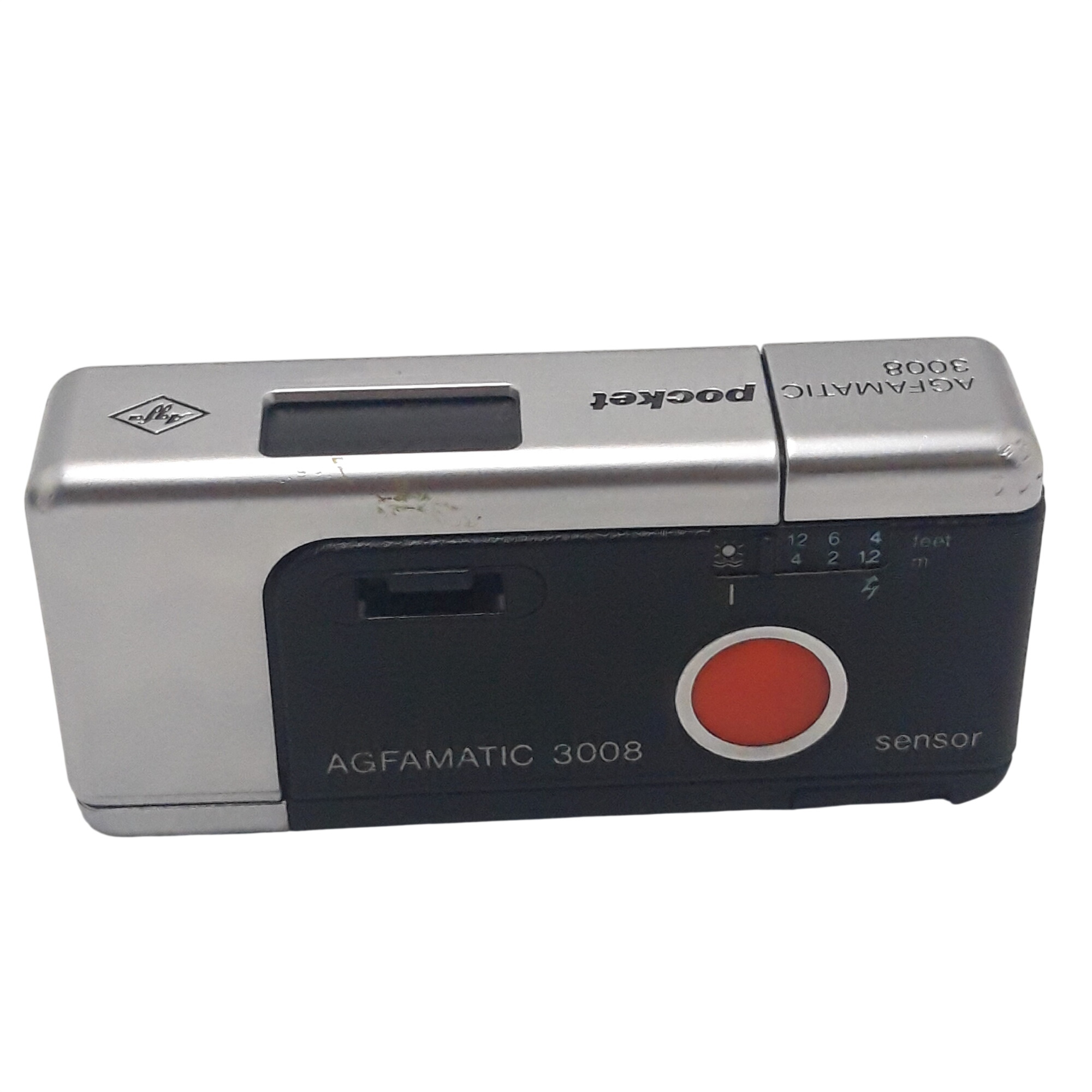 Acheter Appareil photo 'AGFAMATIC' 3008 bon état - 16,00 € Appareil photo 'AGFAMATIC' 3008 bon état reconditionné disponible sur Label Emmaüs