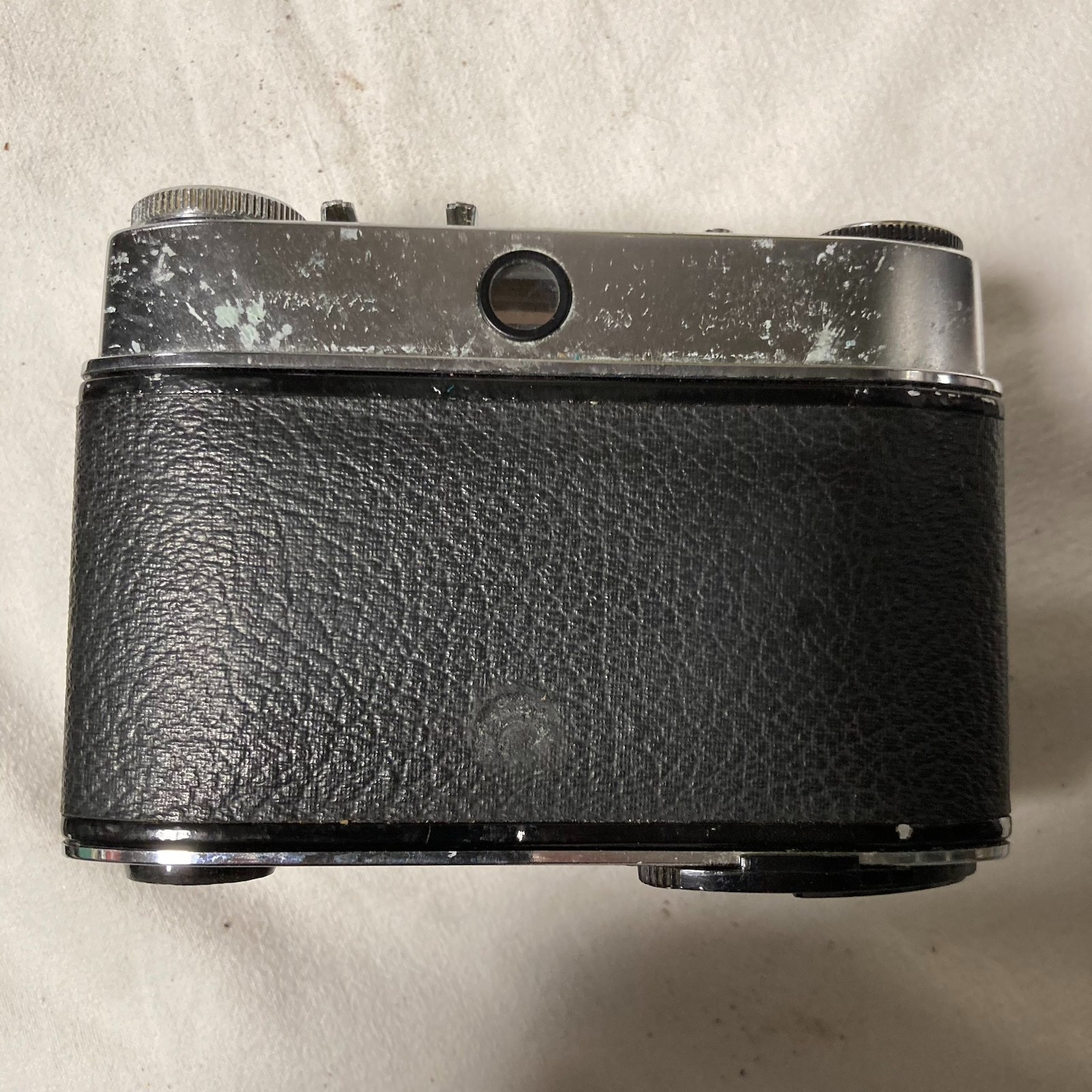 Voir photo 10 de Appareil photo ancien - Modèle KODAK RETINETTE 1B 1:2.8 / 45mm RODENSTOCK Appareil photo ancien - Modèle KODAK RETINETTE 1B 1:2.8 / 45mm RODENSTOCK état correct reconditionné photo 10