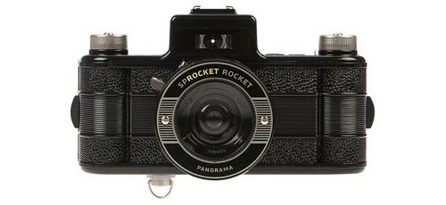 Appareil photo argentique 35mm Lomography Sprocket Rocket Réutilisable État correct Lomography reconditionné disponible sur Fnac