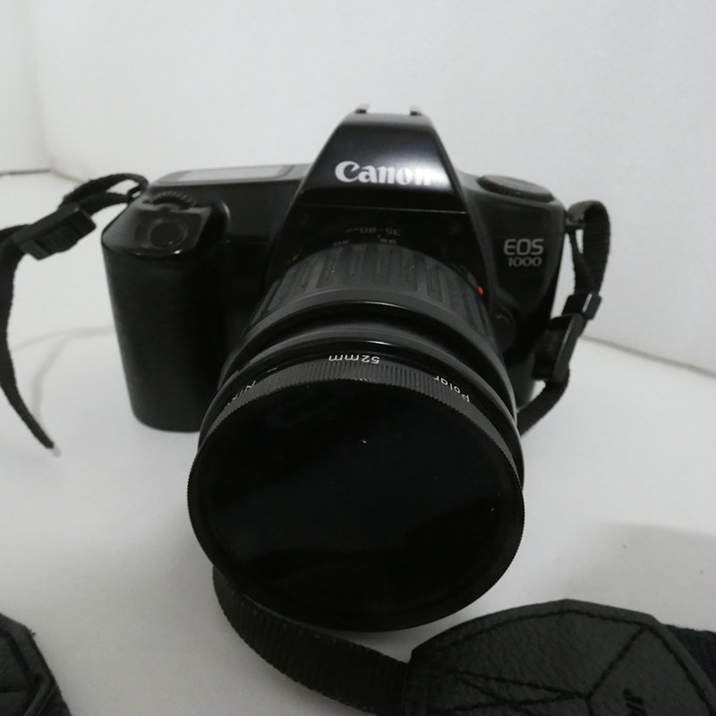 Voir photo 2 de Appareil photo argentique CANON EOS 1000 Appareil photo argentique CANON EOS 1000 Bon état reconditionné photo 2