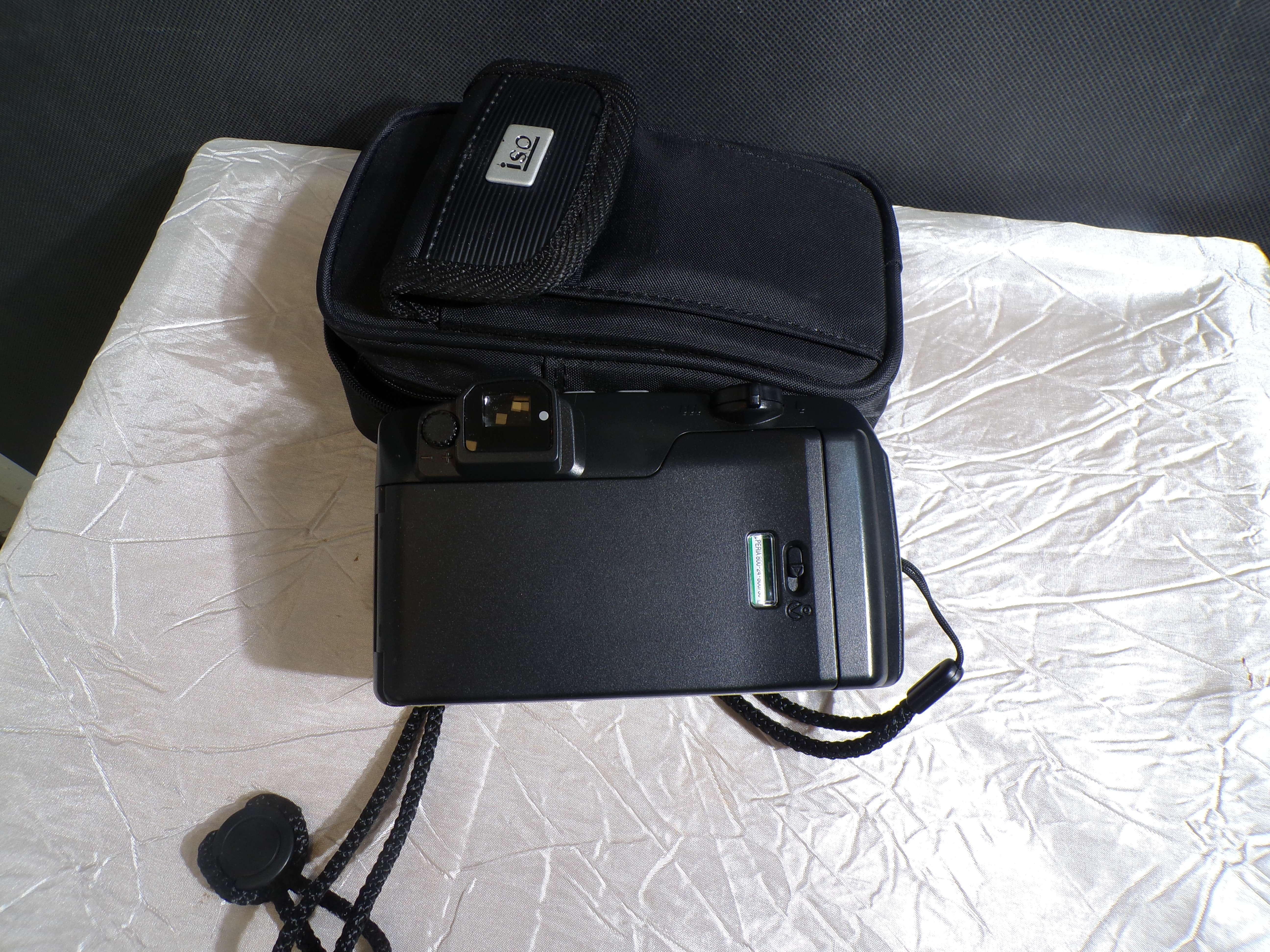 Voir photo 2 de Appareil photo argentique compact Pentax Espio 105G (vendu avec sa housse de protection et sa dragonne). Appareil photo argentique compact Pentax Espio 105G (vendu avec sa housse de protection et sa dragonne). Bon état reconditionné photo 2