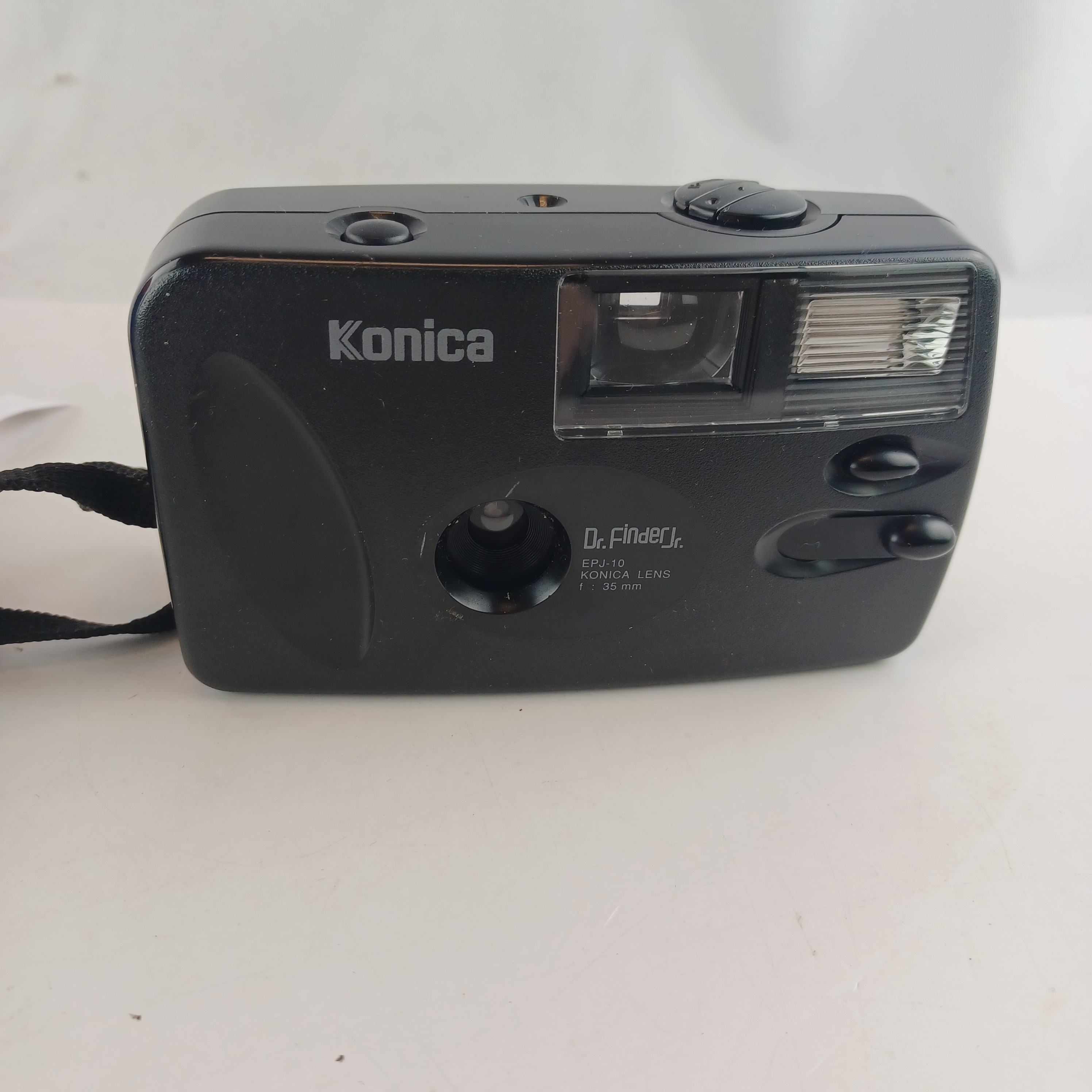 Voir photo 2 de Appareil photo argentique Konica Dr Finder Jr EPJ-10 avec pochette et manuel d'instruction Appareil photo argentique Konica Dr Finder Jr EPJ-10 avec pochette et manuel d'instruction très bon état reconditionné photo 2