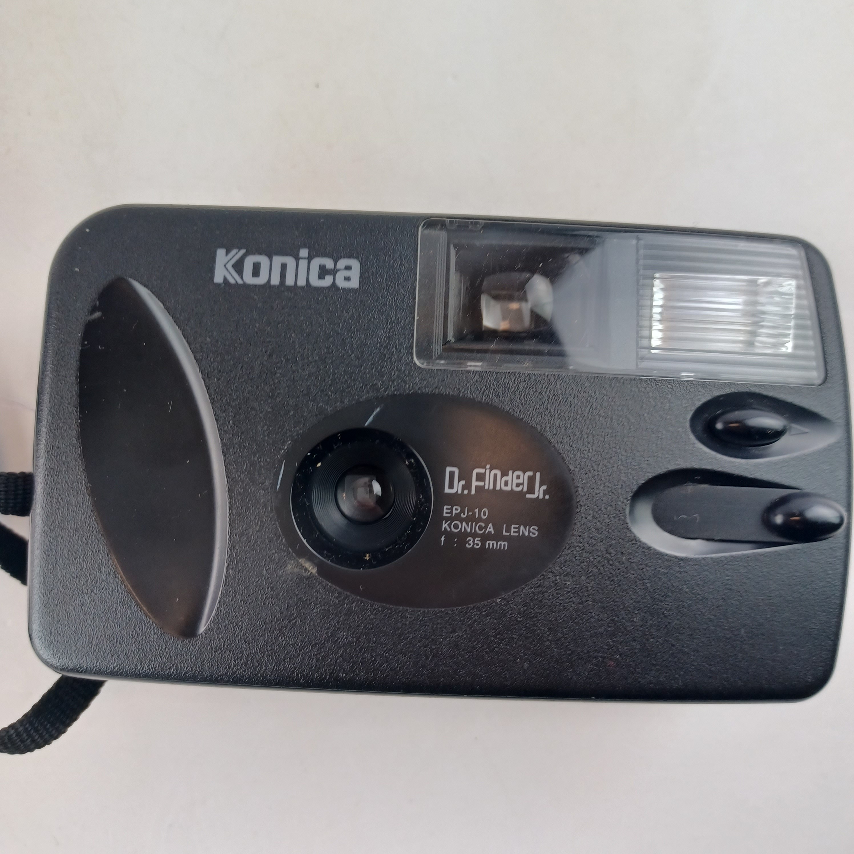 Voir photo 4 de Appareil photo argentique Konica Dr Finder Jr EPJ-10 avec pochette et manuel d'instruction Appareil photo argentique Konica Dr Finder Jr EPJ-10 avec pochette et manuel d'instruction très bon état reconditionné photo 4