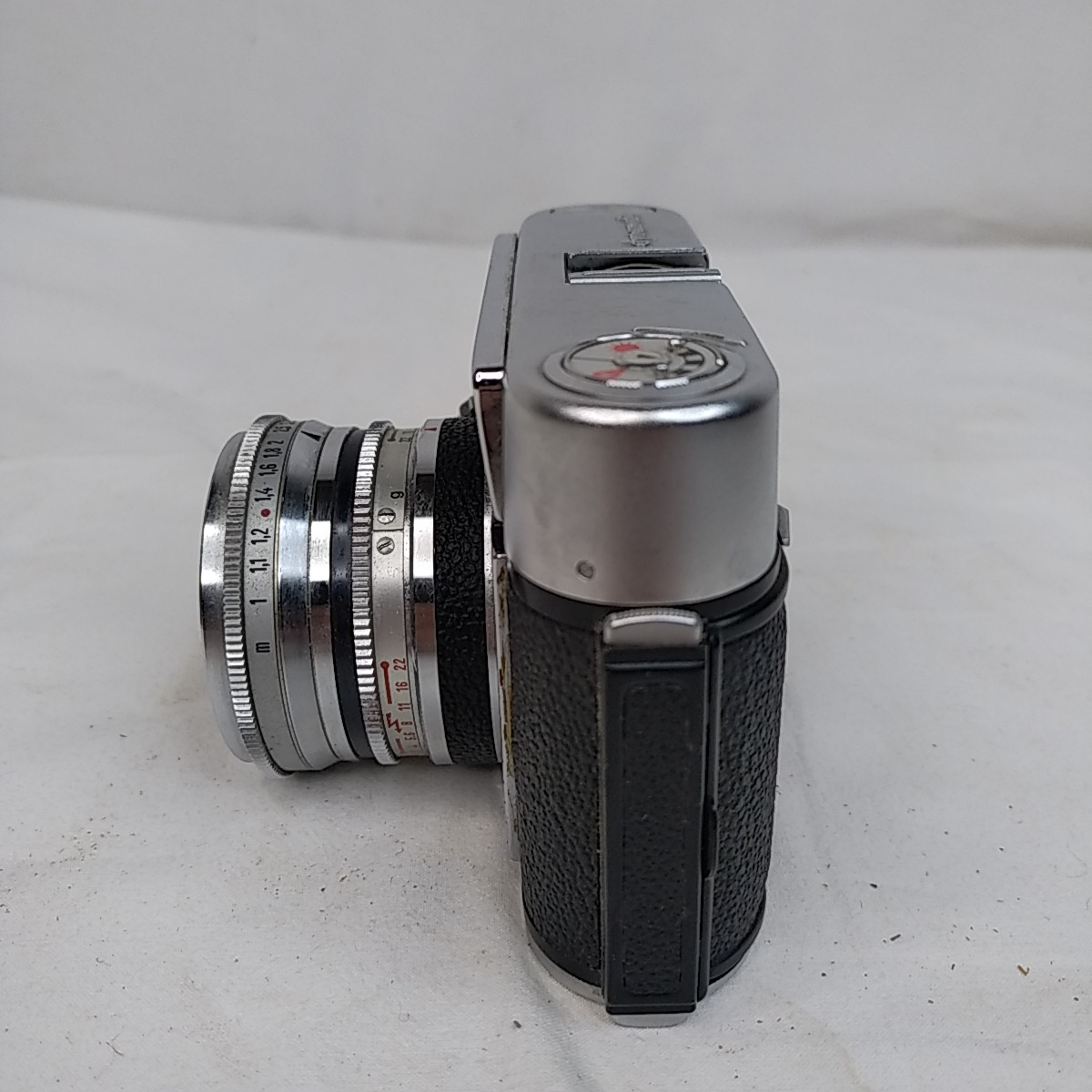 Voir photo 2 de Appareil photo argentique Voigtlander Appareil photo argentique Voigtlander Parfait état reconditionné photo 2