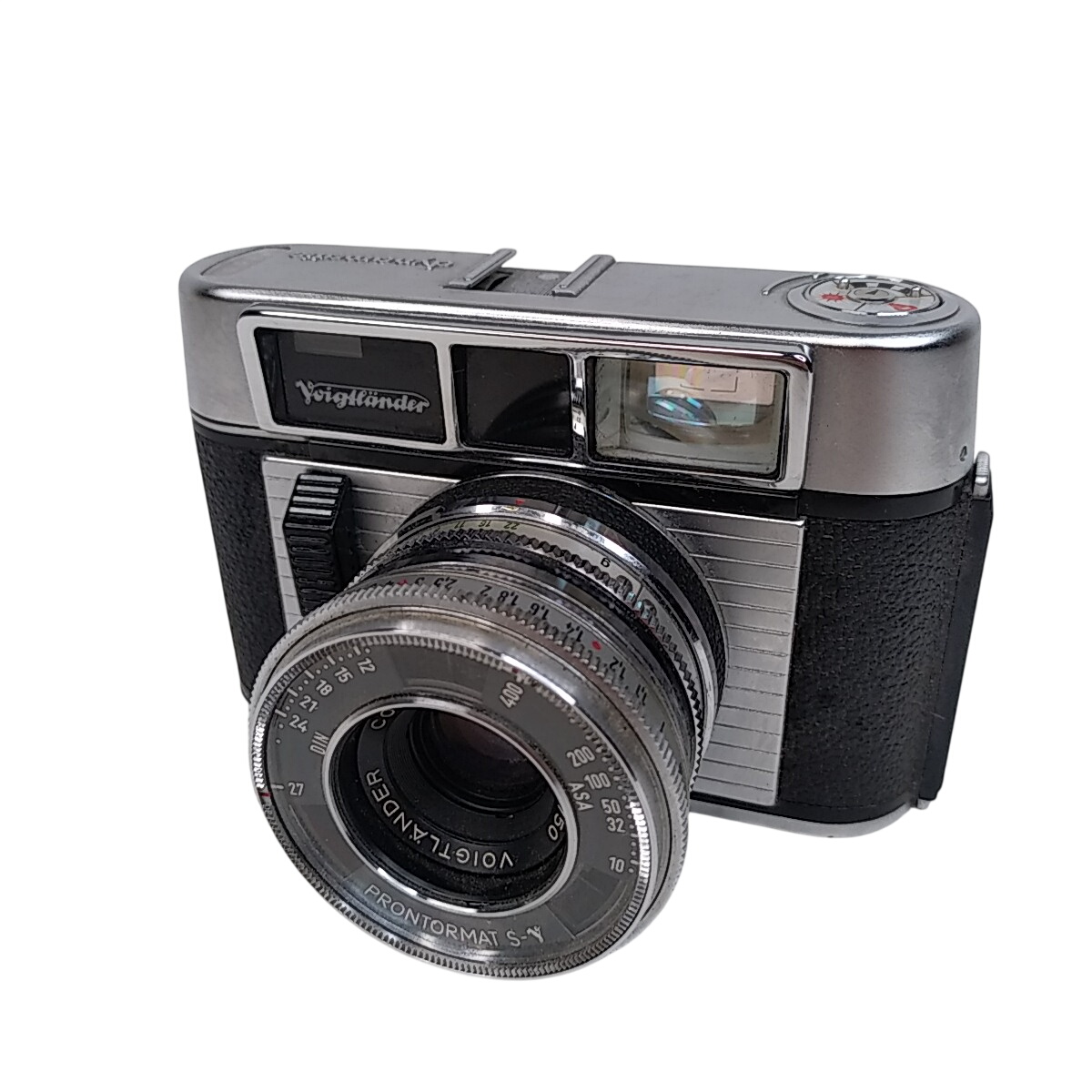 Appareil photo argentique Voigtlander Parfait état - 45,00 € Appareil photo argentique Voigtlander Parfait état reconditionné disponible sur Label Emmaüs