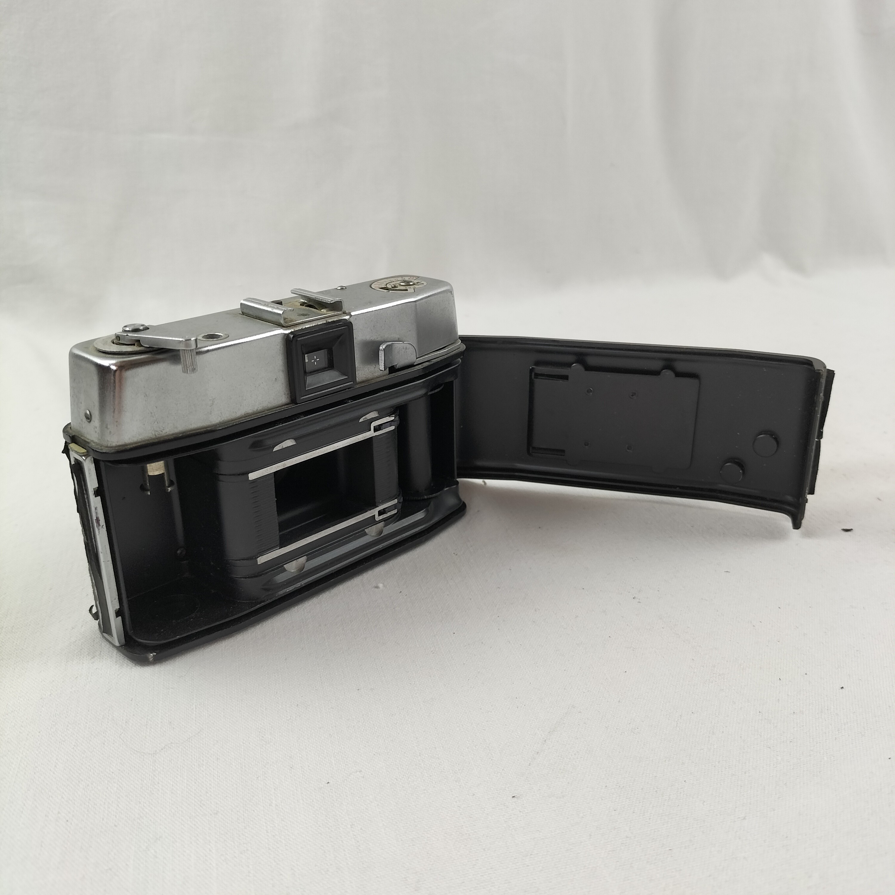 Voir photo 2 de Appareil photo caméra vintage DACORA Dignette Appareil photo caméra vintage DACORA Dignette Bon état reconditionné photo 2