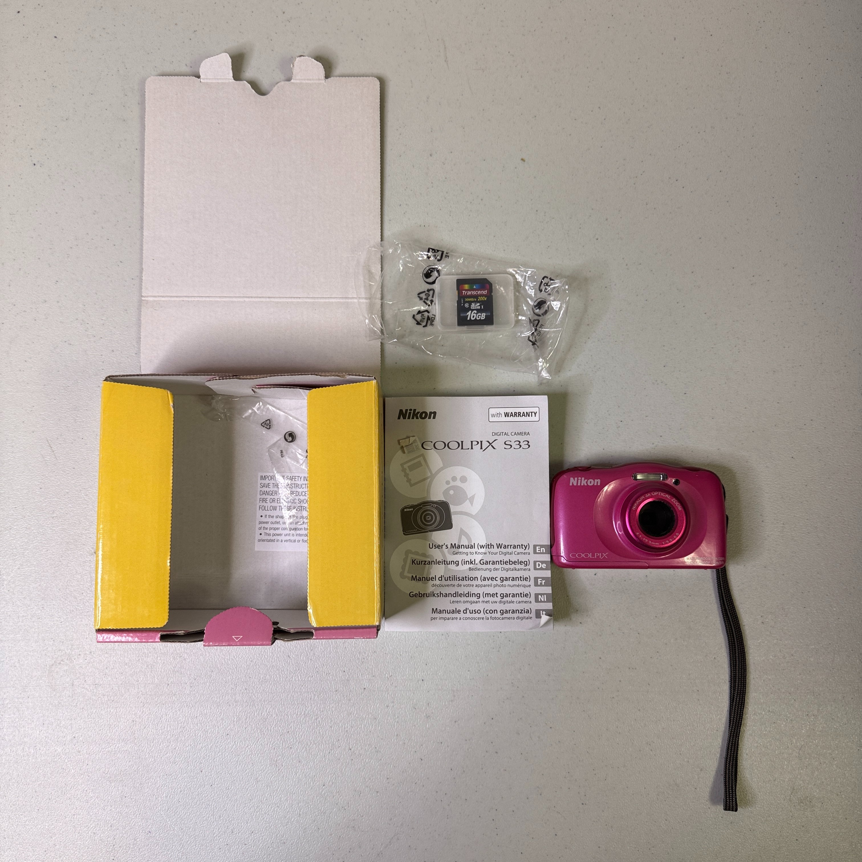 Voir photo 6 de Appareil photo cool pix S33 rose + carte SD 16 giga | Dero Appareil photo cool pix S33 rose + carte SD 16 giga Très bon état reconditionné photo 6 | Dero