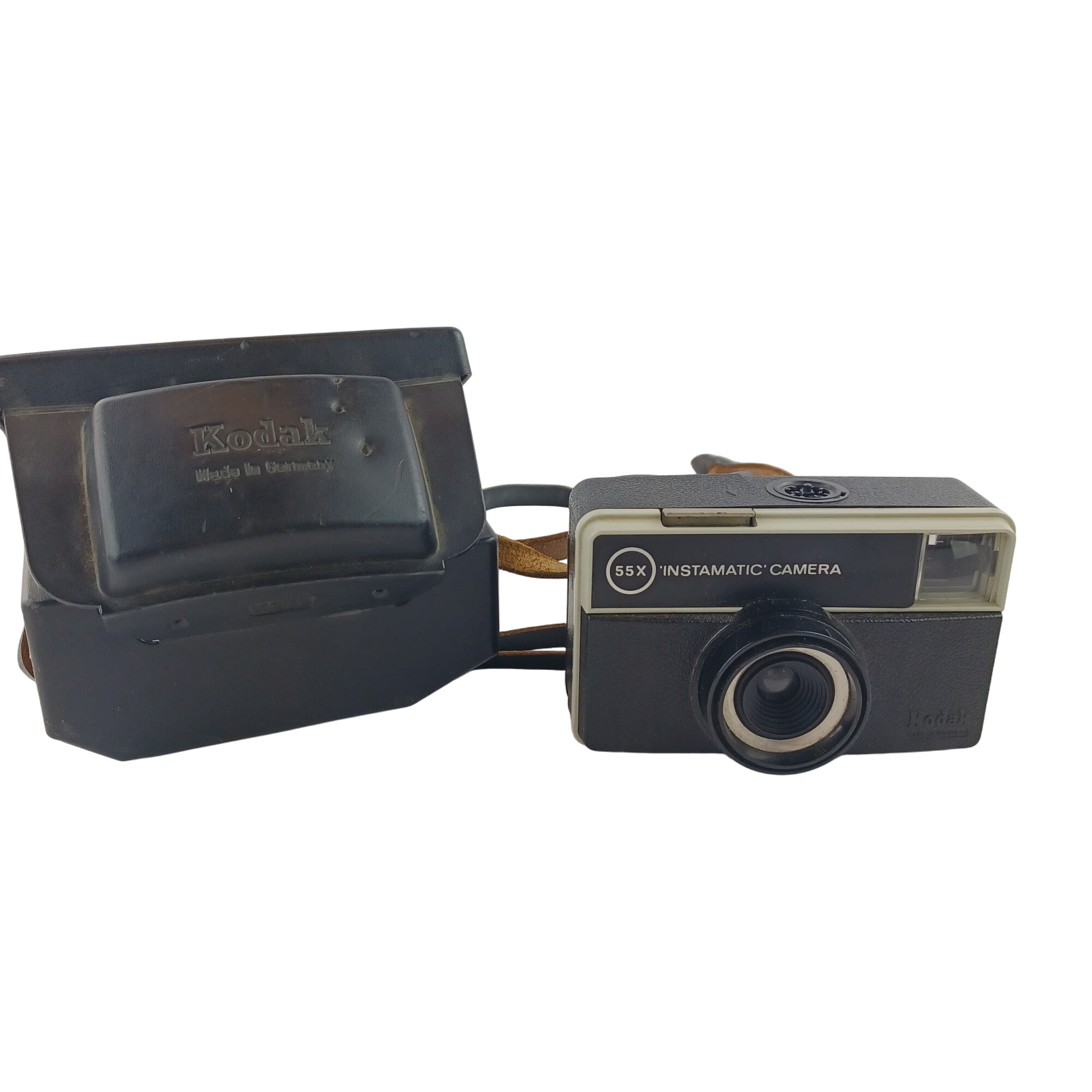 Appareil Photo Instamatik Kodak d'allemagne entre 1971 et 1972 Bon état - 10,00 € Appareil Photo Instamatik Kodak d'allemagne entre 1971 et 1972 Bon état reconditionné disponible sur Label Emmaüs