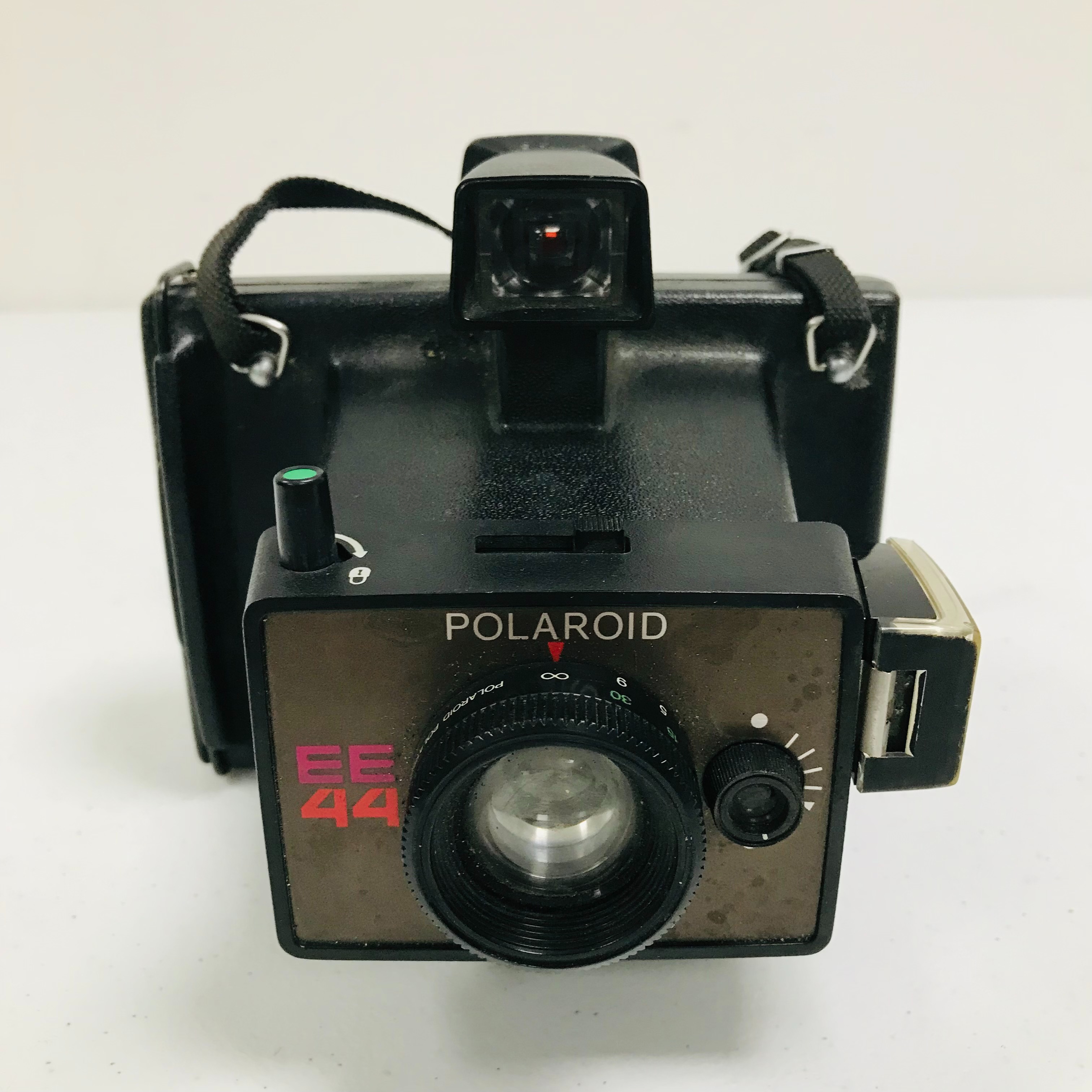 Voir photo 4 de Appareil Photo instantané Vintage POLAROID EE44 Appareil Photo instantané Vintage POLAROID EE44 Bon état reconditionné photo 4