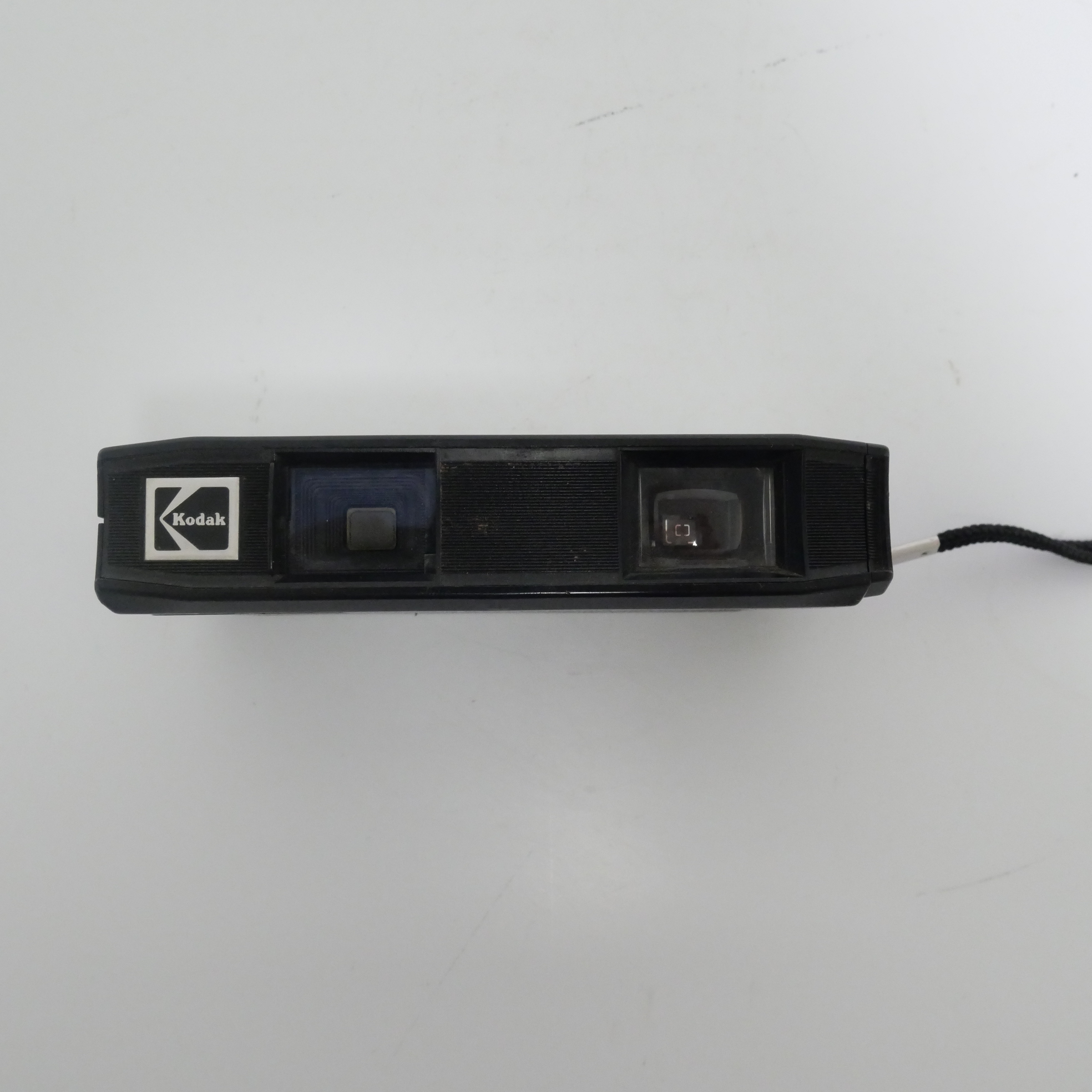 Voir photo 5 de Appareil photo Kodak Tele-Instamatic 330 vintage Appareil photo Kodak Tele-Instamatic 330 vintage Bon état reconditionné photo 5