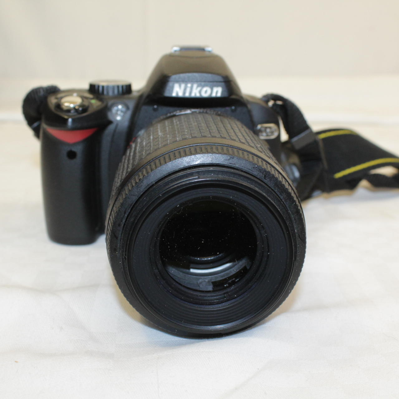 Voir photo 2 de Appareil photo Nikon D60 avec trois objectifs | Dero Appareil photo Nikon D60 avec trois objectifs Très bon état reconditionné photo 2 | Dero