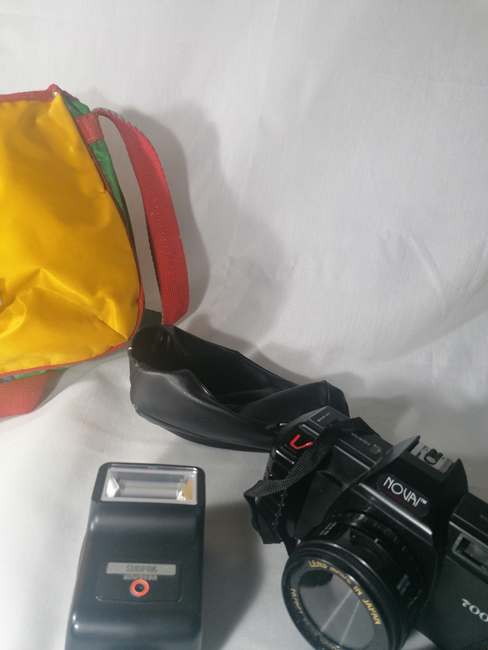 Voir photo 3 de Appareil photo Novai 7000 et Flash Sunpak Appareil photo Novai 7000 et Flash Sunpak très bon état reconditionné photo 3