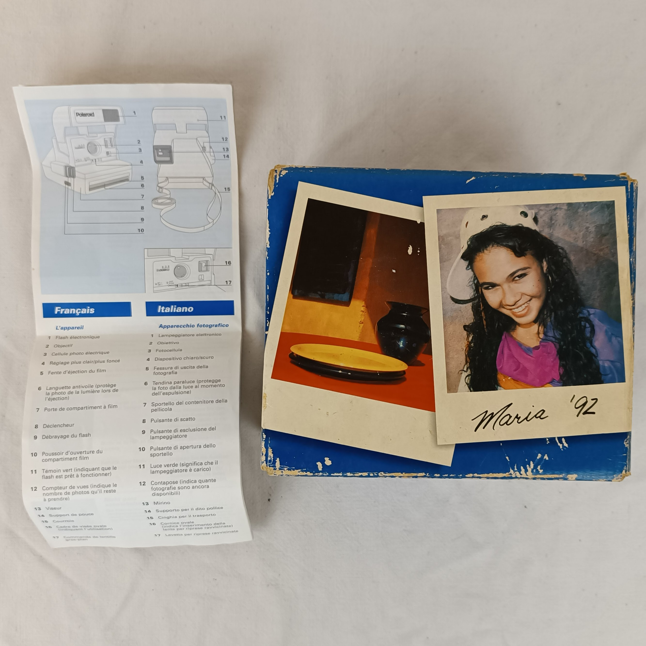 Voir photo 10 de Appareil photo Polaroid 636 Closeup, Instant camera, avec boite et notice Appareil photo Polaroid 636 Closeup, Instant camera, avec boite et notice Très bon état reconditionné photo 10