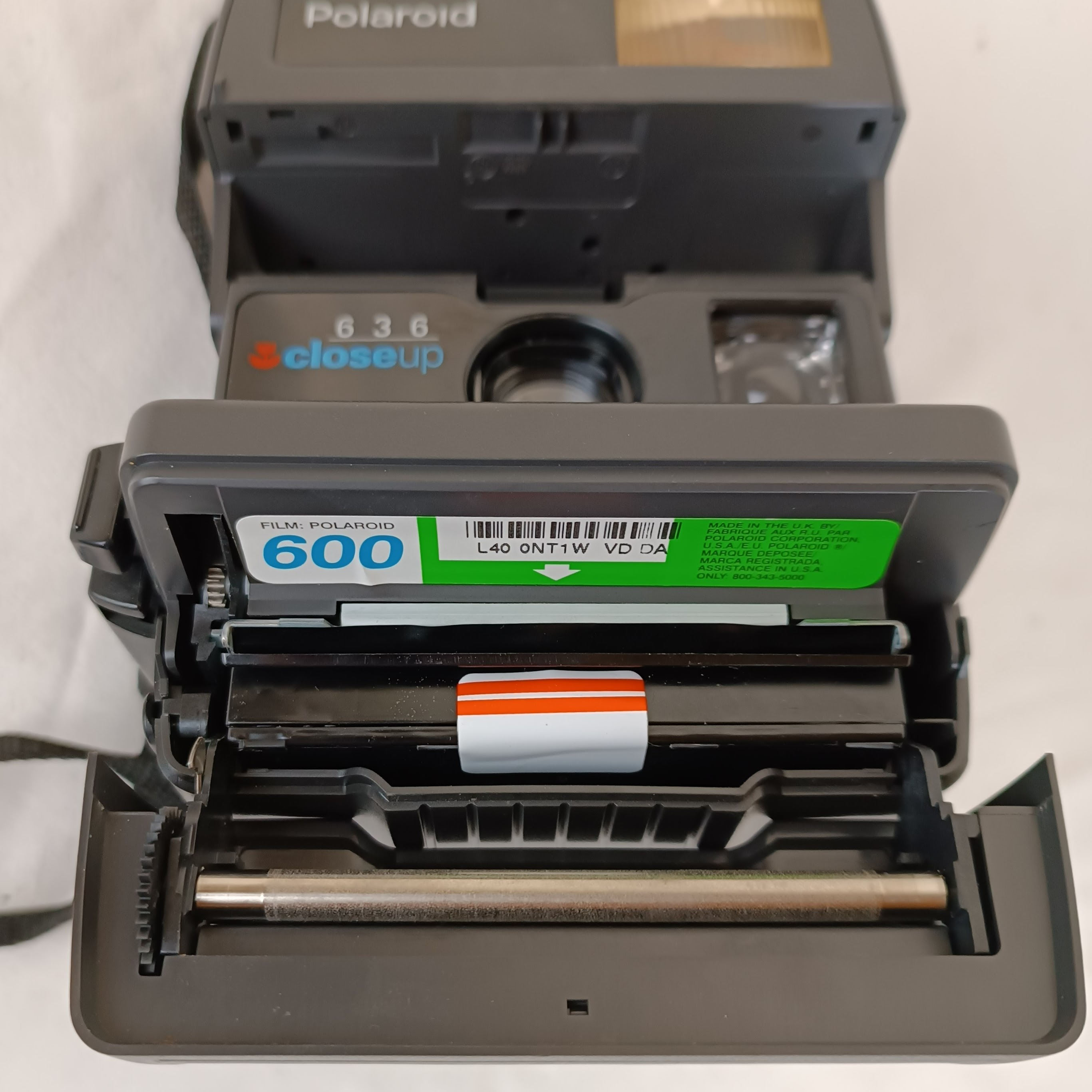 Voir photo 5 de Appareil photo Polaroid 636 Closeup, Instant camera, avec boite et notice Appareil photo Polaroid 636 Closeup, Instant camera, avec boite et notice Très bon état reconditionné photo 5