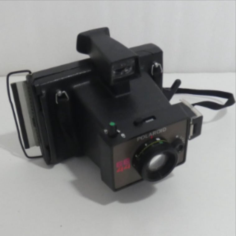 Voir photo 2 de Appareil photo POLAROID modèle EE44 Land Camera Appareil photo POLAROID modèle EE44 Land Camera Bon état reconditionné photo 2