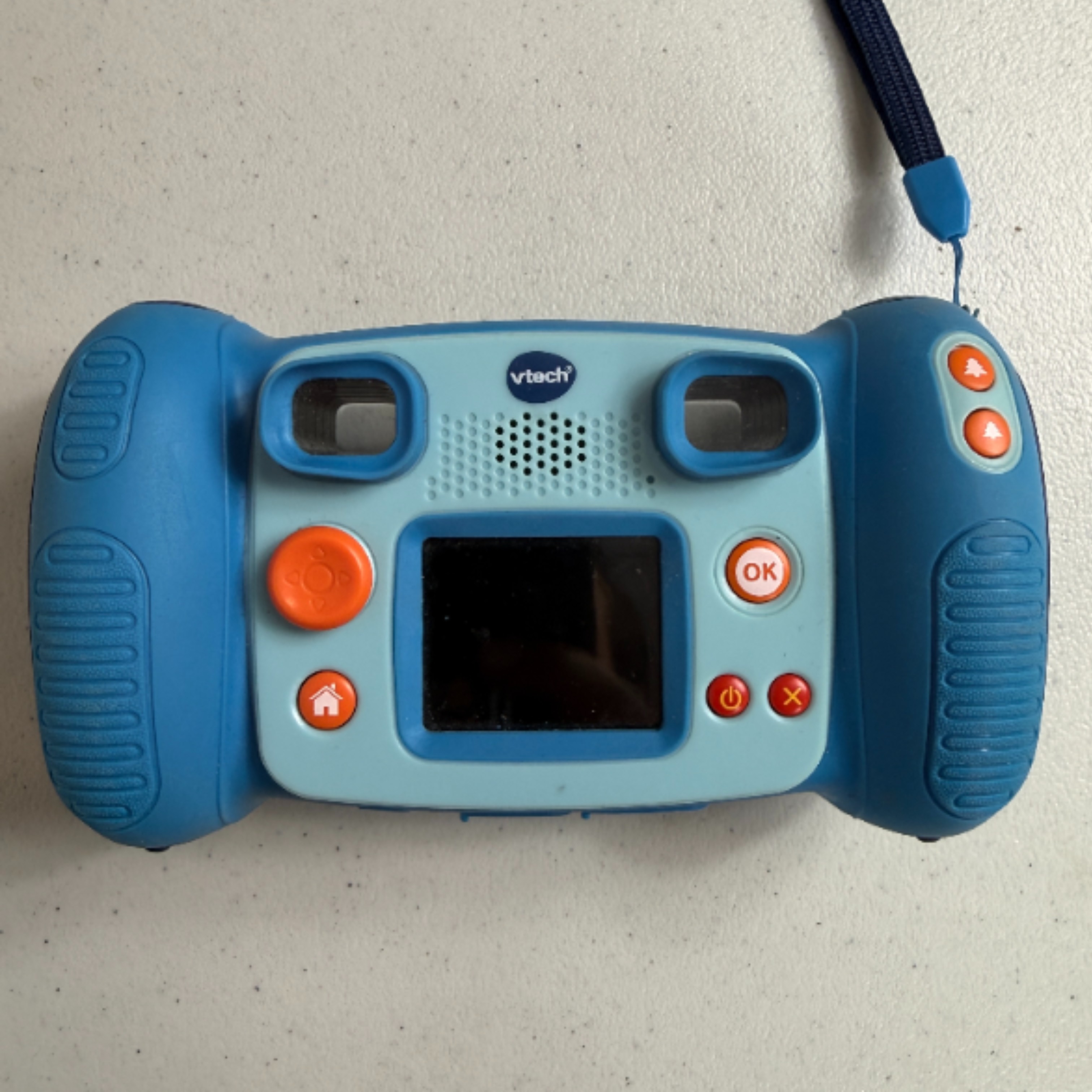 Voir photo 2 de Appareil photo pour enfant : Caméra pix marque Kidizoom Appareil photo pour enfant : Caméra pix marque Kidizoom Très bon état reconditionné photo 2
