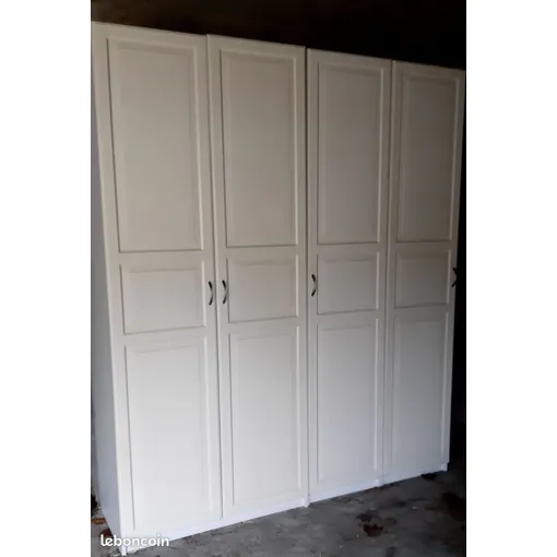 Armoire/penderie et 2 colonnes de rangements en laqué blanc, très bons états occasion - 750,00 € Armoire/penderie et 2 colonnes de rangements en laqué blanc, très bons états occasion reconditionné disponible sur Rakuten