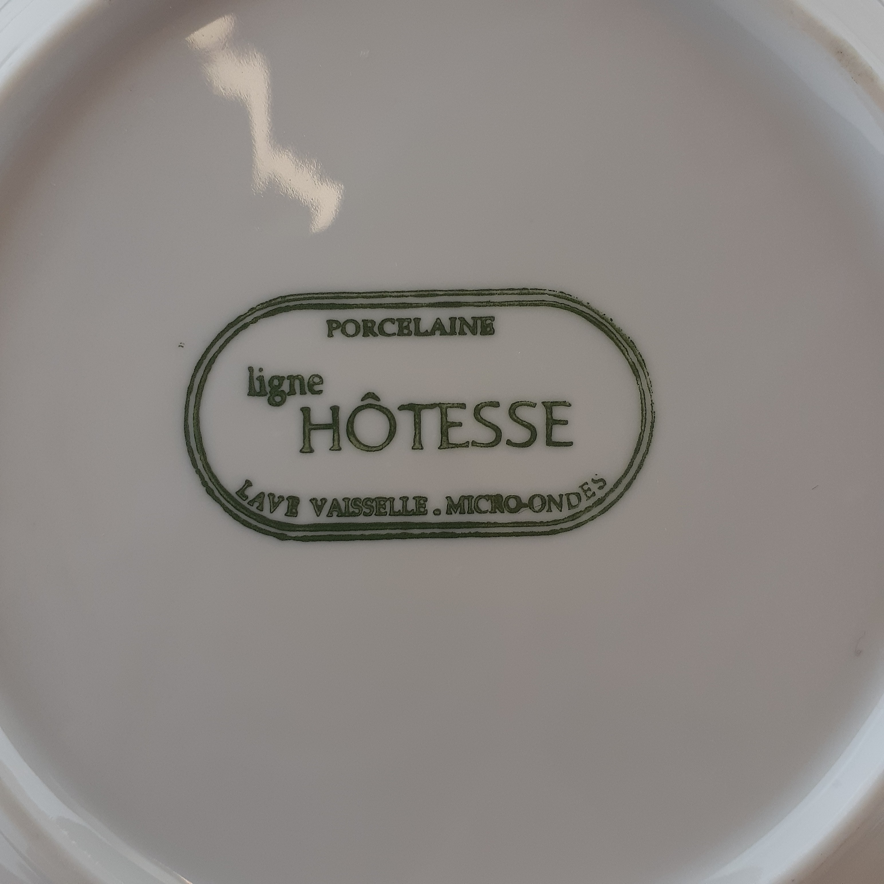 Voir photo 4 de Assiette à dessert en Porcelaine - Ligne Hôtesse Assiette à dessert en Porcelaine - Ligne Hôtesse Très bon état reconditionné photo 4