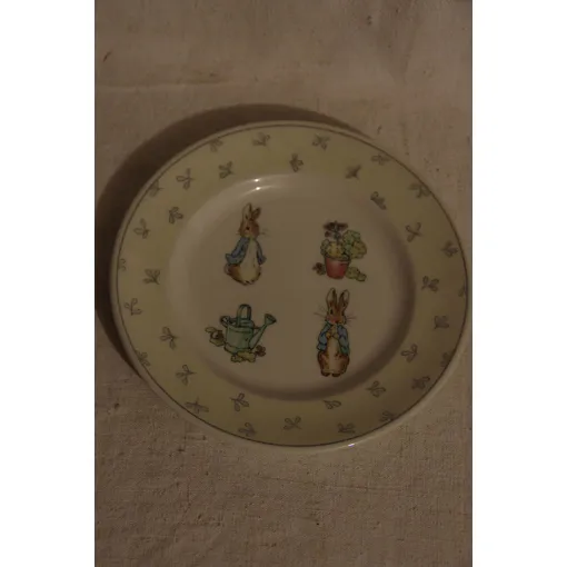 Assiette Beatrix Potter / Peter Rabbit / Pierre Lapin 1996 occasion - 23,80 € Assiette Beatrix Potter / Peter Rabbit / Pierre Lapin 1996 occasion reconditionné disponible sur Rakuten