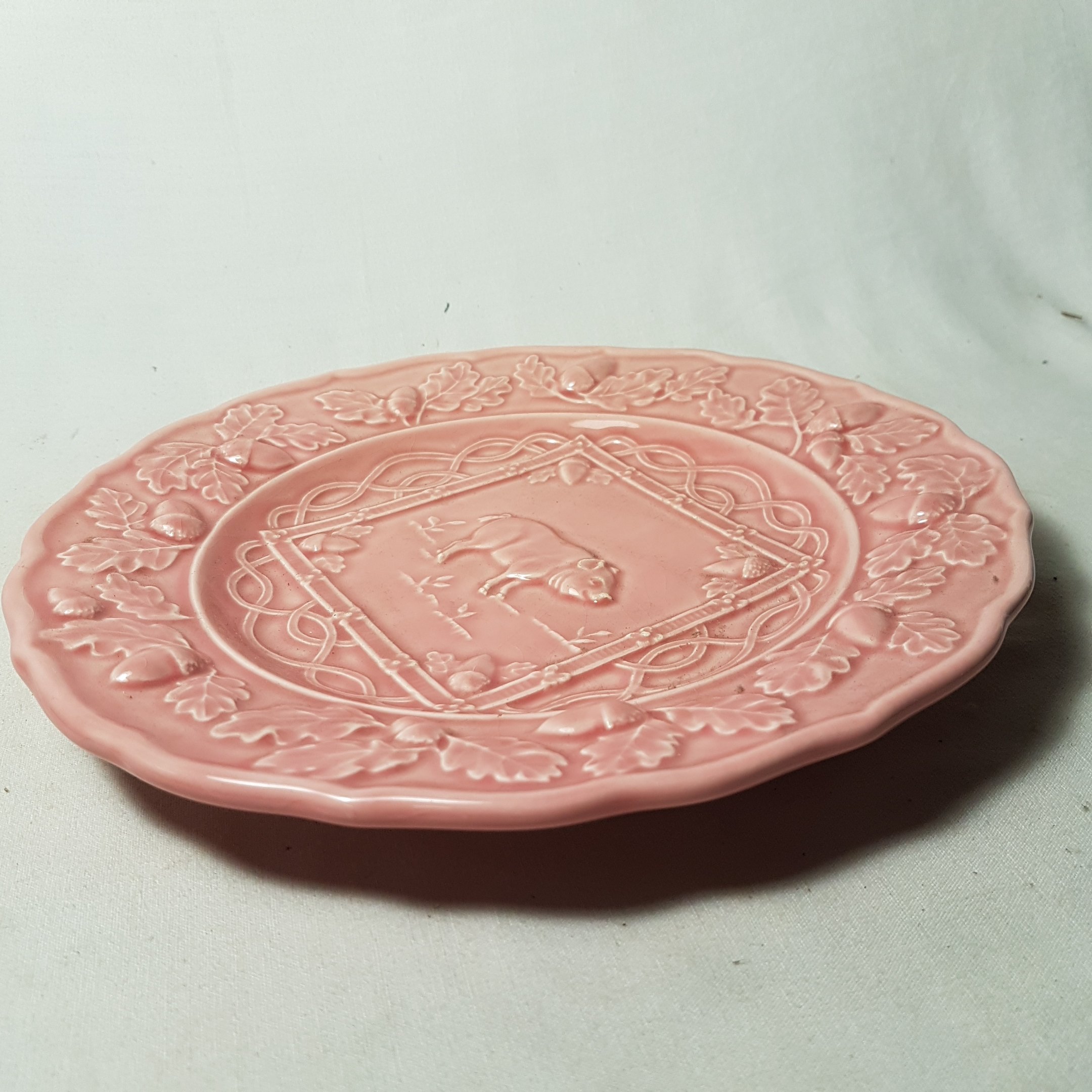Voir photo 2 de Assiette Bordallo Pinheiro rose Portugal distribuée par La chaise longue Assiette Bordallo Pinheiro rose Portugal distribuée par La chaise longue Parfait état reconditionné photo 2