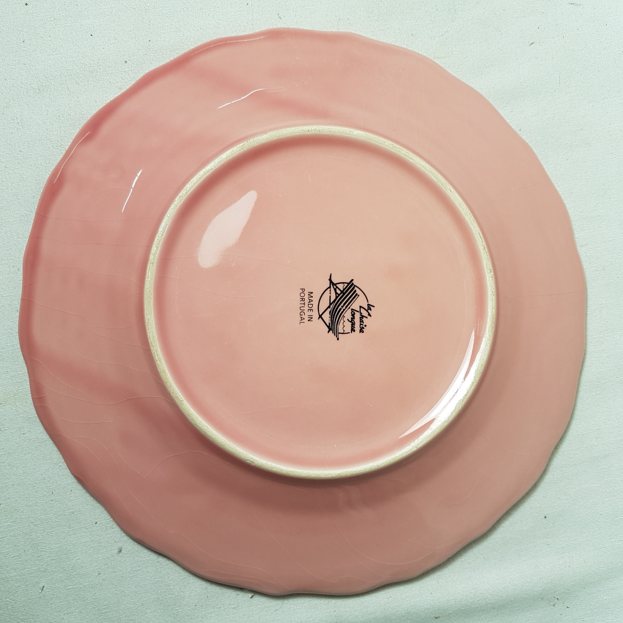 Voir photo 3 de Assiette Bordallo Pinheiro rose Portugal distribuée par La chaise longue Assiette Bordallo Pinheiro rose Portugal distribuée par La chaise longue Parfait état reconditionné photo 3