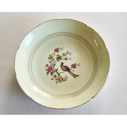 Acheter Assiette De Présentation Ancienne Motif Oiseau Porcelaine De Limoges Bon état - 10,00 € Assiette De Présentation Ancienne Motif Oiseau Porcelaine De Limoges Bon état reconditionné disponible sur Rakuten