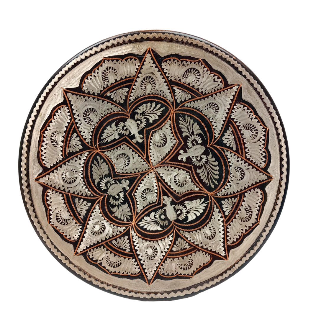 Assiette décorative en Cuivre État correct - 12,00 € Assiette décorative en Cuivre État correct reconditionné disponible sur Label Emmaüs