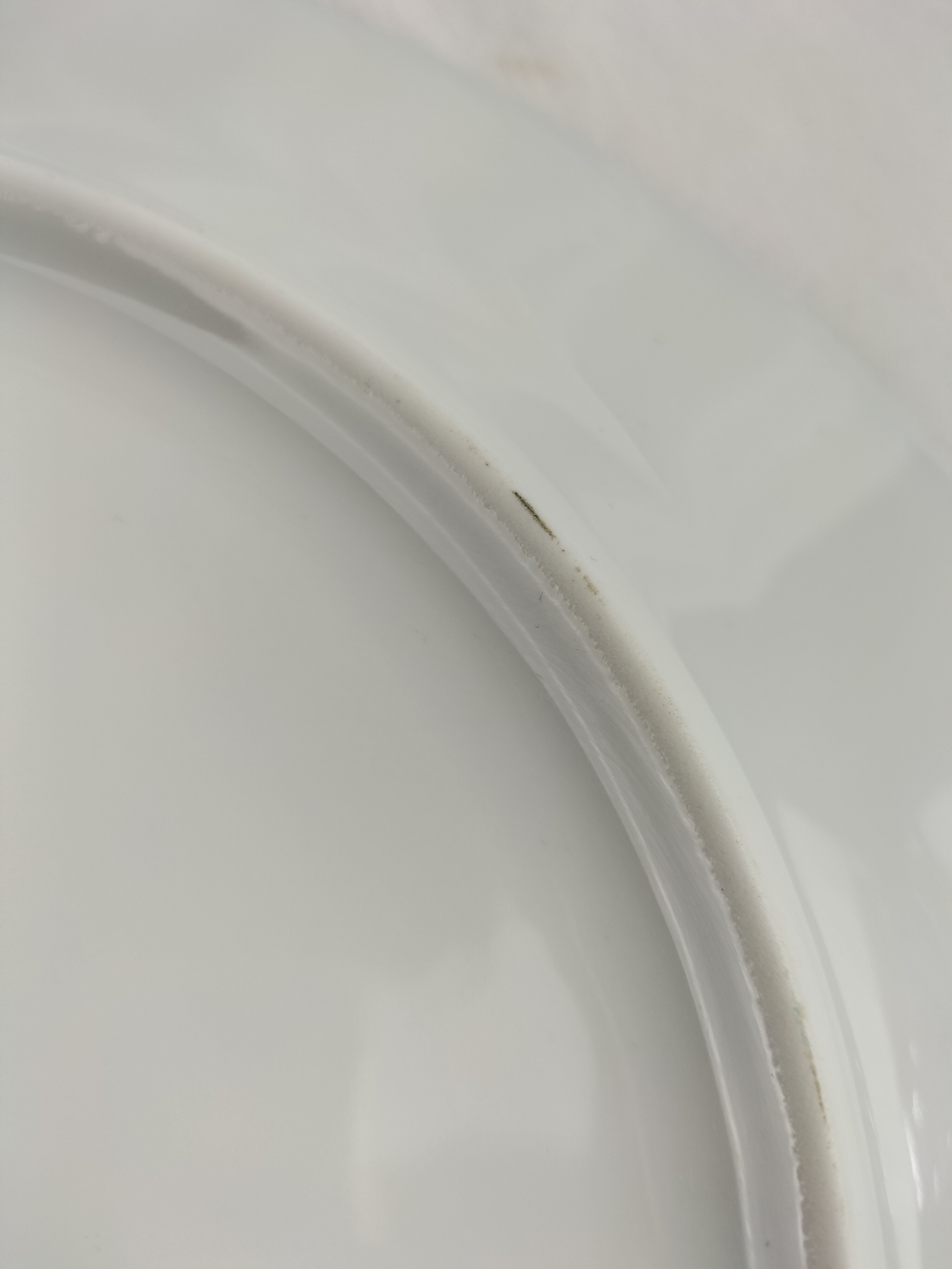 Voir photo 6 de ✨ Assiette décorative en porcelaine de Limoges – Papillons & fleurs – Bleu de Four et or ✨ ✨ Assiette décorative en porcelaine de Limoges – Papillons & fleurs – Bleu de Four et or ✨ reconditionné photo 6