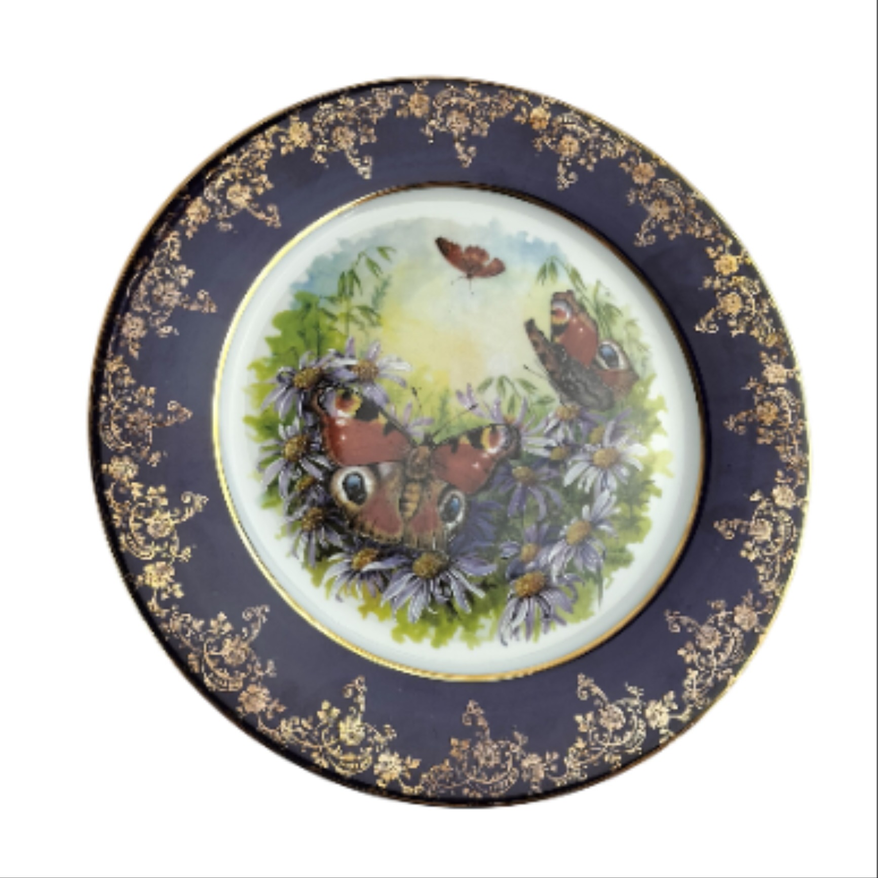 ✨ Assiette décorative en porcelaine de Limoges – Papillons & fleurs – Bleu de Four et or ✨ - 39,00 € ✨ Assiette décorative en porcelaine de Limoges – Papillons & fleurs – Bleu de Four et or ✨ reconditionné disponible sur Label Emmaüs
