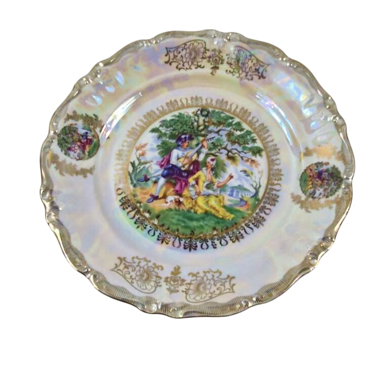 Assiette Murale Décorative Bon état - 20,00 € Assiette Murale Décorative Bon état reconditionné disponible sur Label Emmaüs