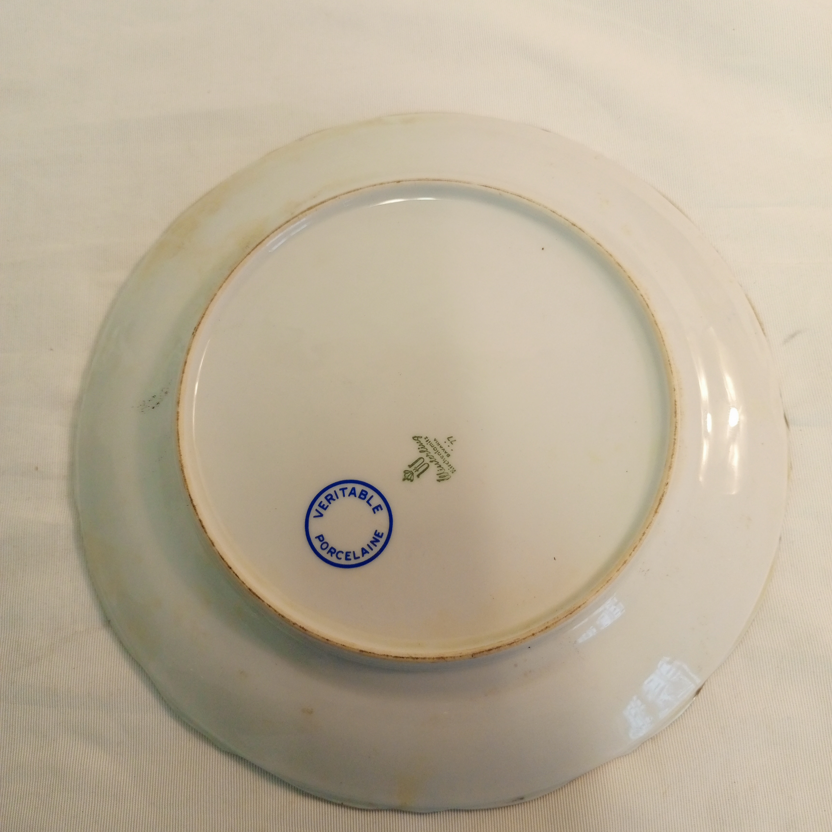 Voir photo 5 de Assiette Murale Vintage en Porcelaine Lourdes Assiette Murale Vintage en Porcelaine Lourdes État correct reconditionné photo 5