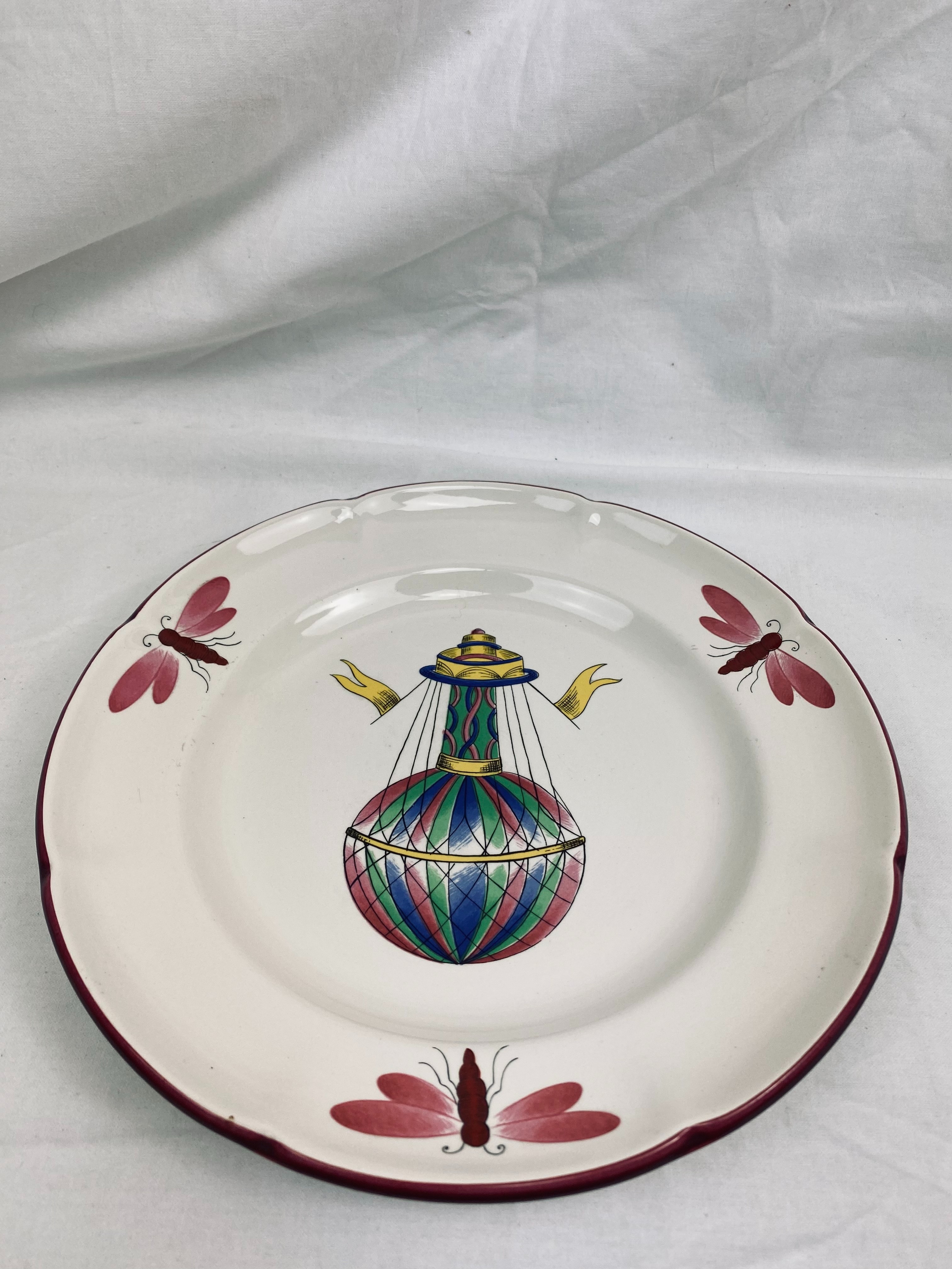 Voir photo 3 de Assiette vintage en faïence de Saint-Clément - Motif Montgolfière (1960/1970) Assiette vintage en faïence de Saint-Clément - Motif Montgolfière (1960/1970) Très bon état reconditionné photo 3