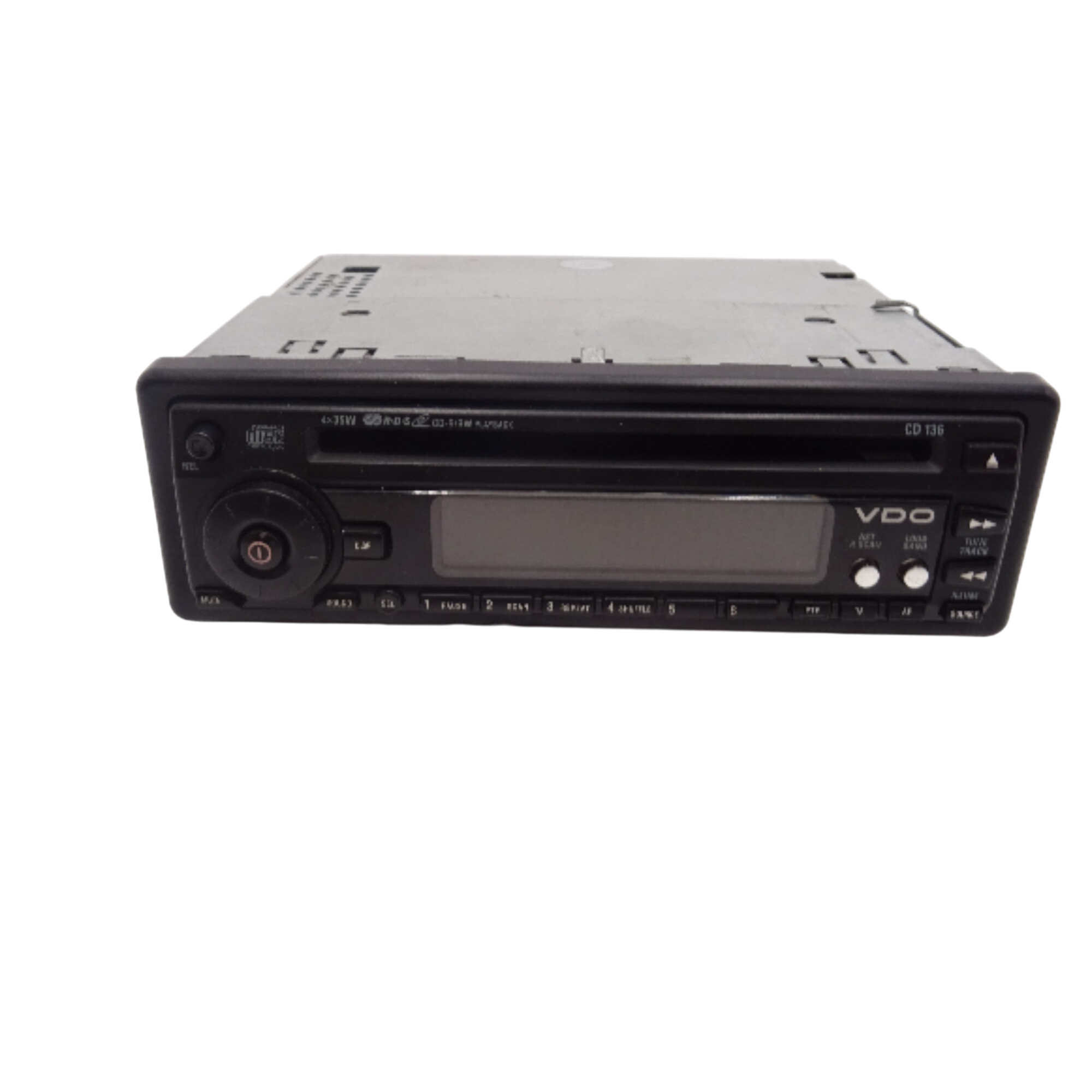 Acheter Autoradio " VDO CD 136 " bon état - 15,00 € Autoradio " VDO CD 136 " bon état reconditionné disponible sur Label Emmaüs
