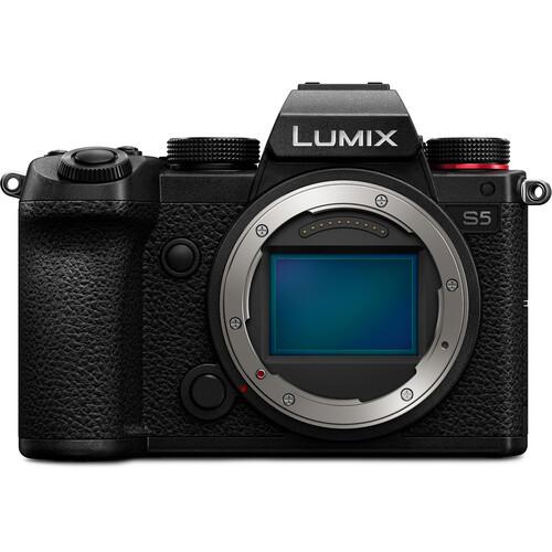 Autre Lumix DC-S5 - Noir + Panasonic Lumix DC-S5 Kit 20-60mm f/3.5-5.6 f/3.5-5.6 Reconditionné Panasonic reconditionné disponible sur Backmarket