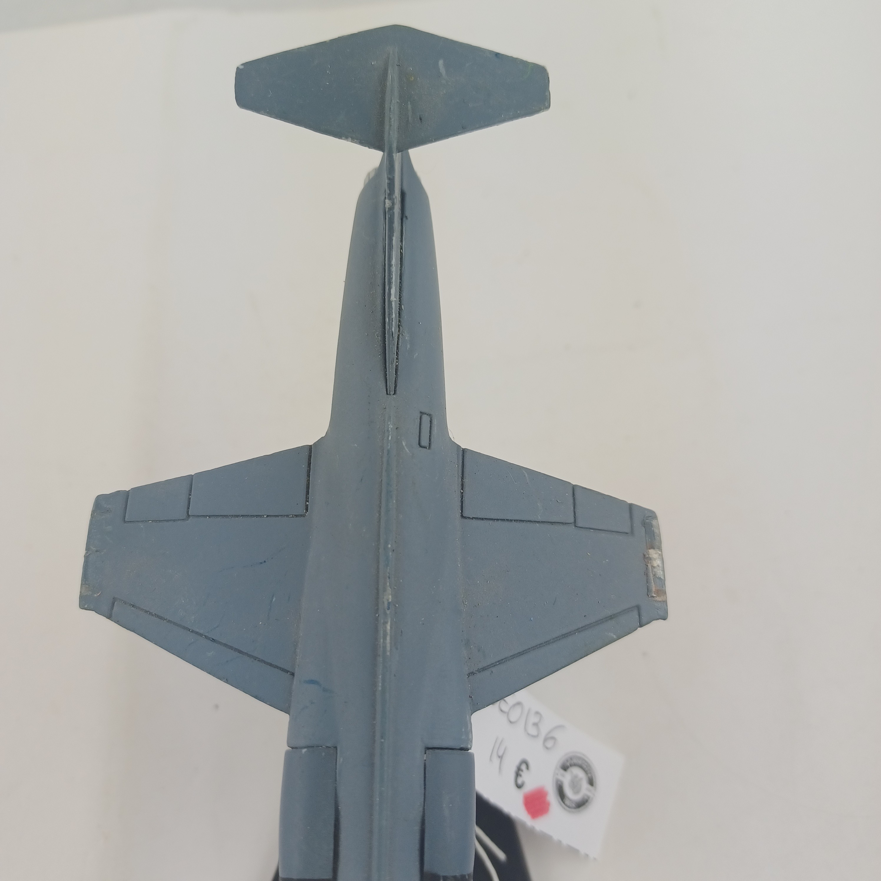 Voir photo 4 de Avion militaire miniature Avion militaire miniature Bon état reconditionné photo 4