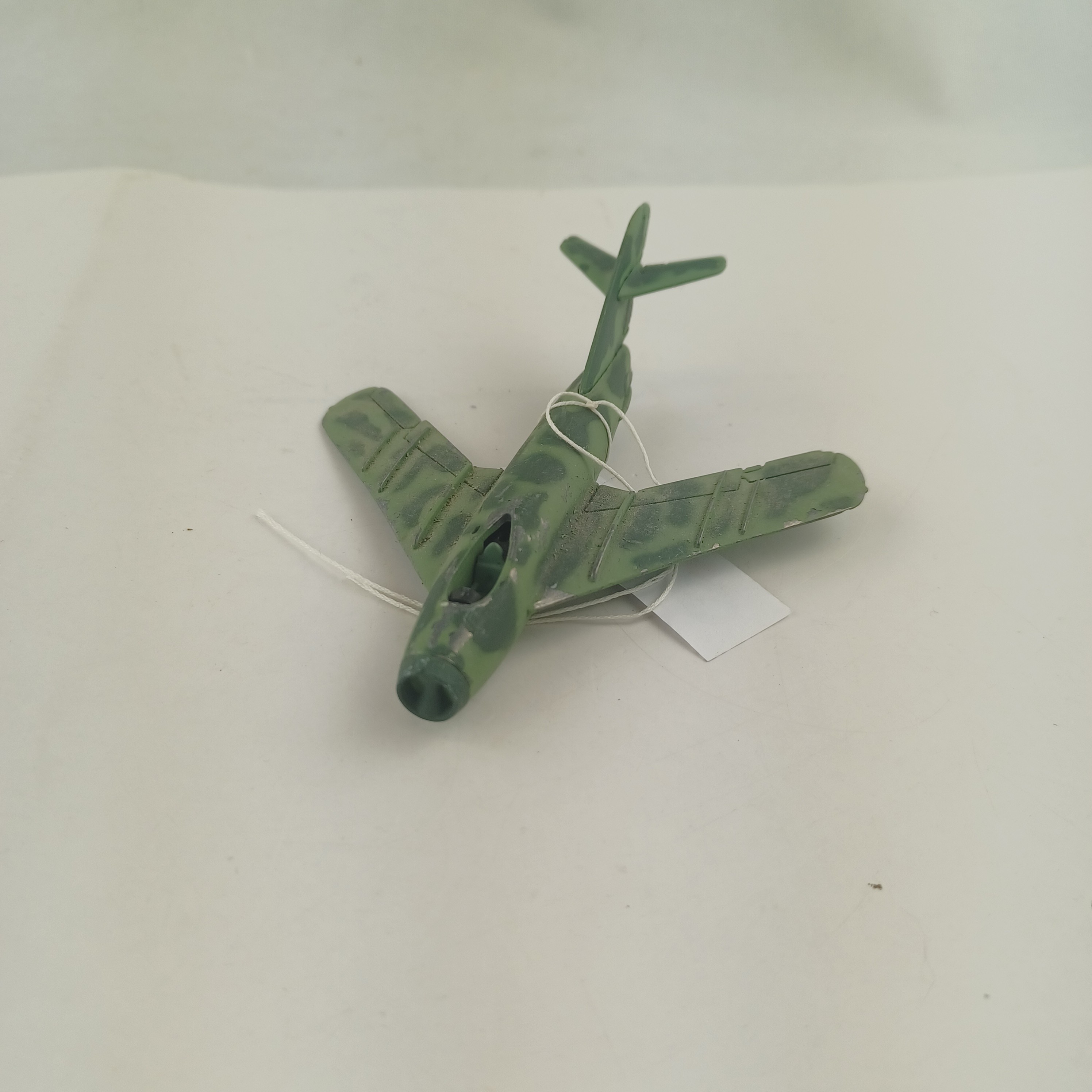 Voir photo 4 de Avion militaire miniature sans socle Avion militaire miniature sans socle Bon état reconditionné photo 4
